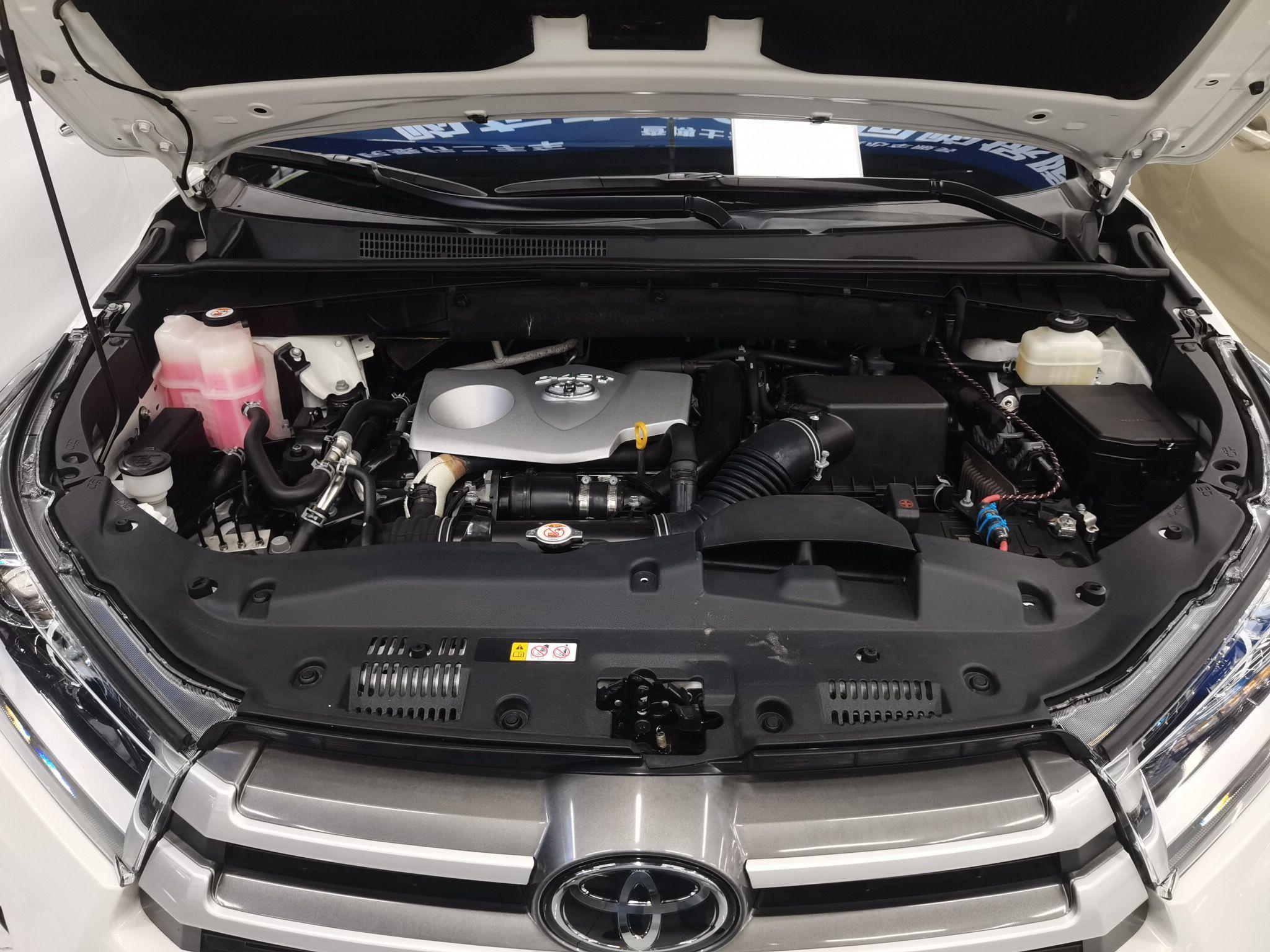 丰田 汉兰达 2018款 2.0T 四驱豪华版 7座 国VI