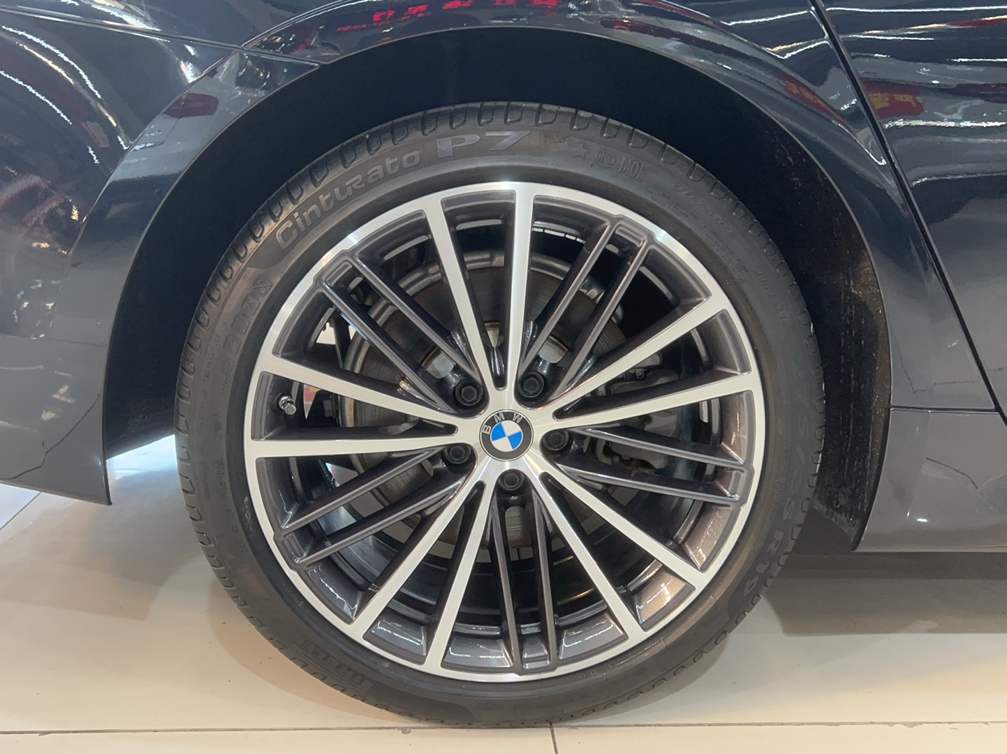 宝马5系 2020款 530Li 领先型 M运动套装