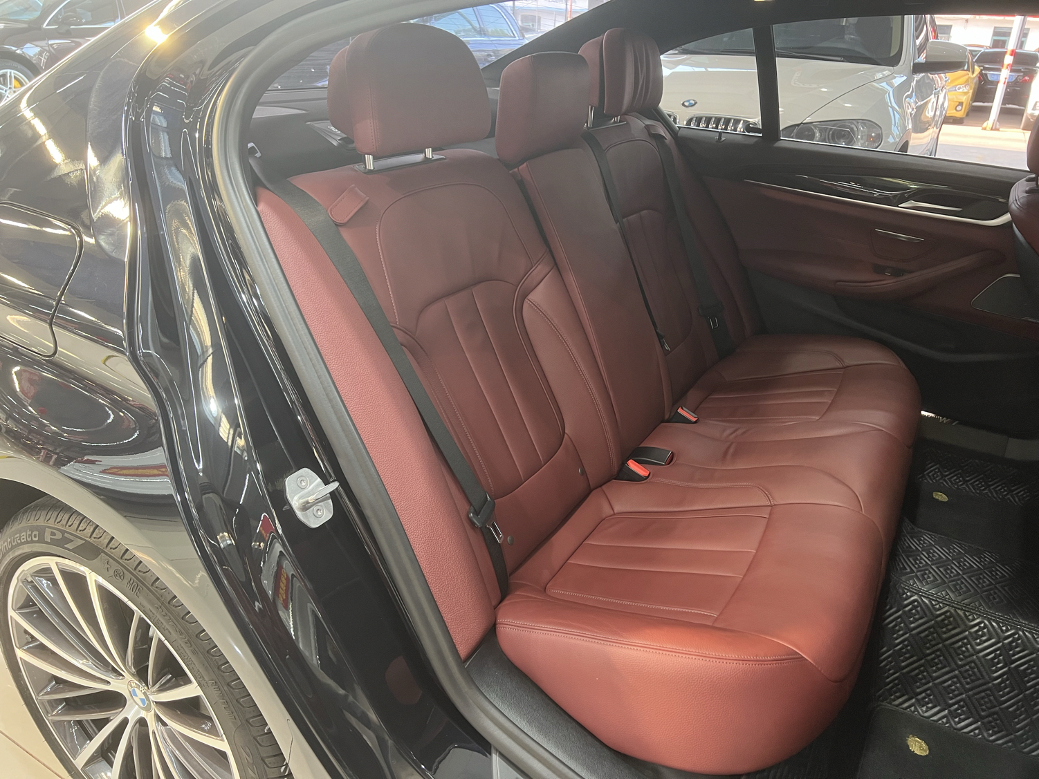 宝马5系 2020款 530Li 领先型 M运动套装