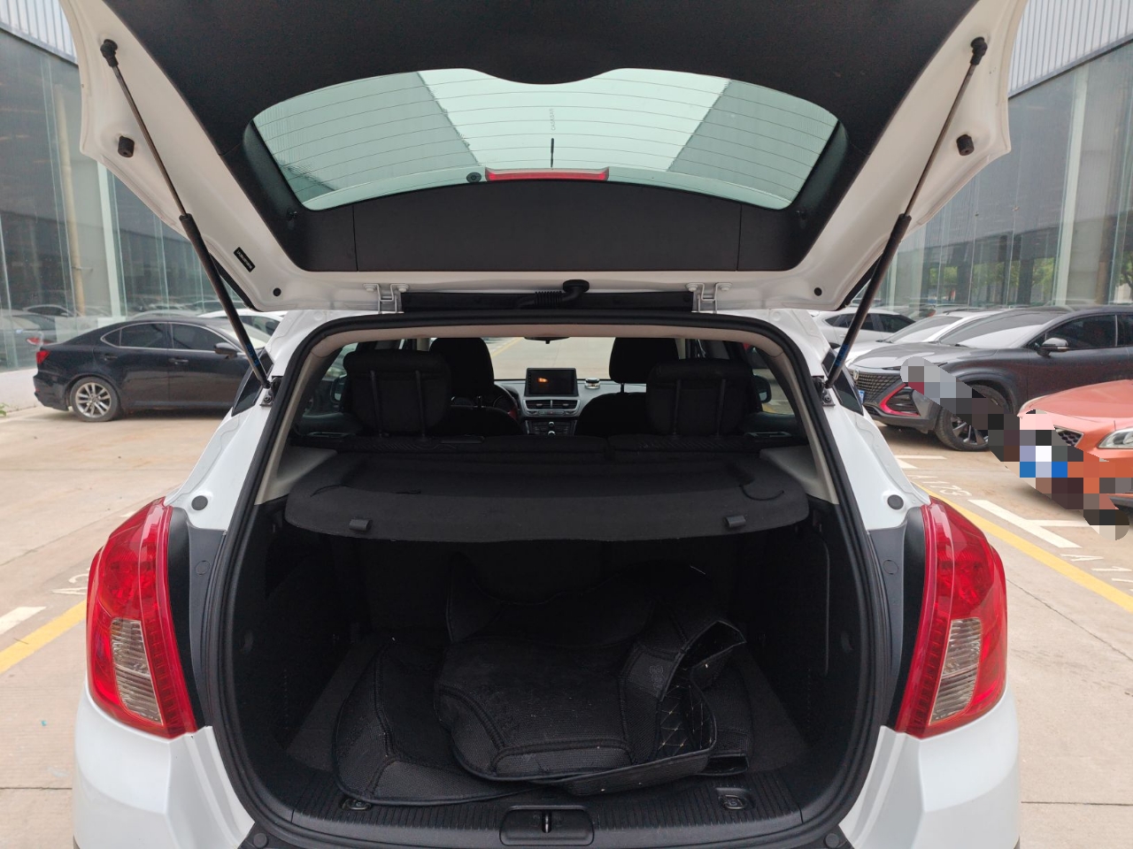 别克 昂科拉 2014款 1.4T 自动两驱都市精英型