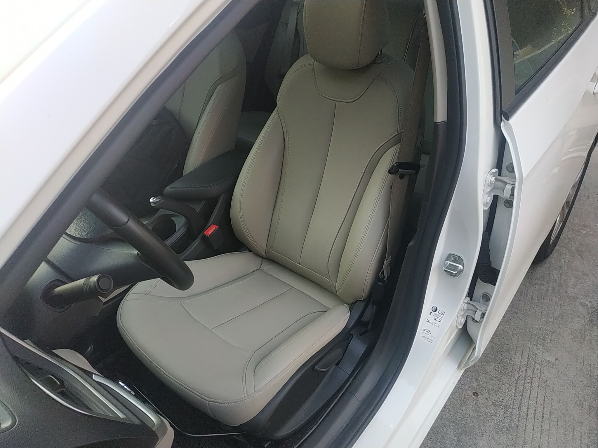 别克 英朗 2019款 15T 双离合互联精英型 国VI