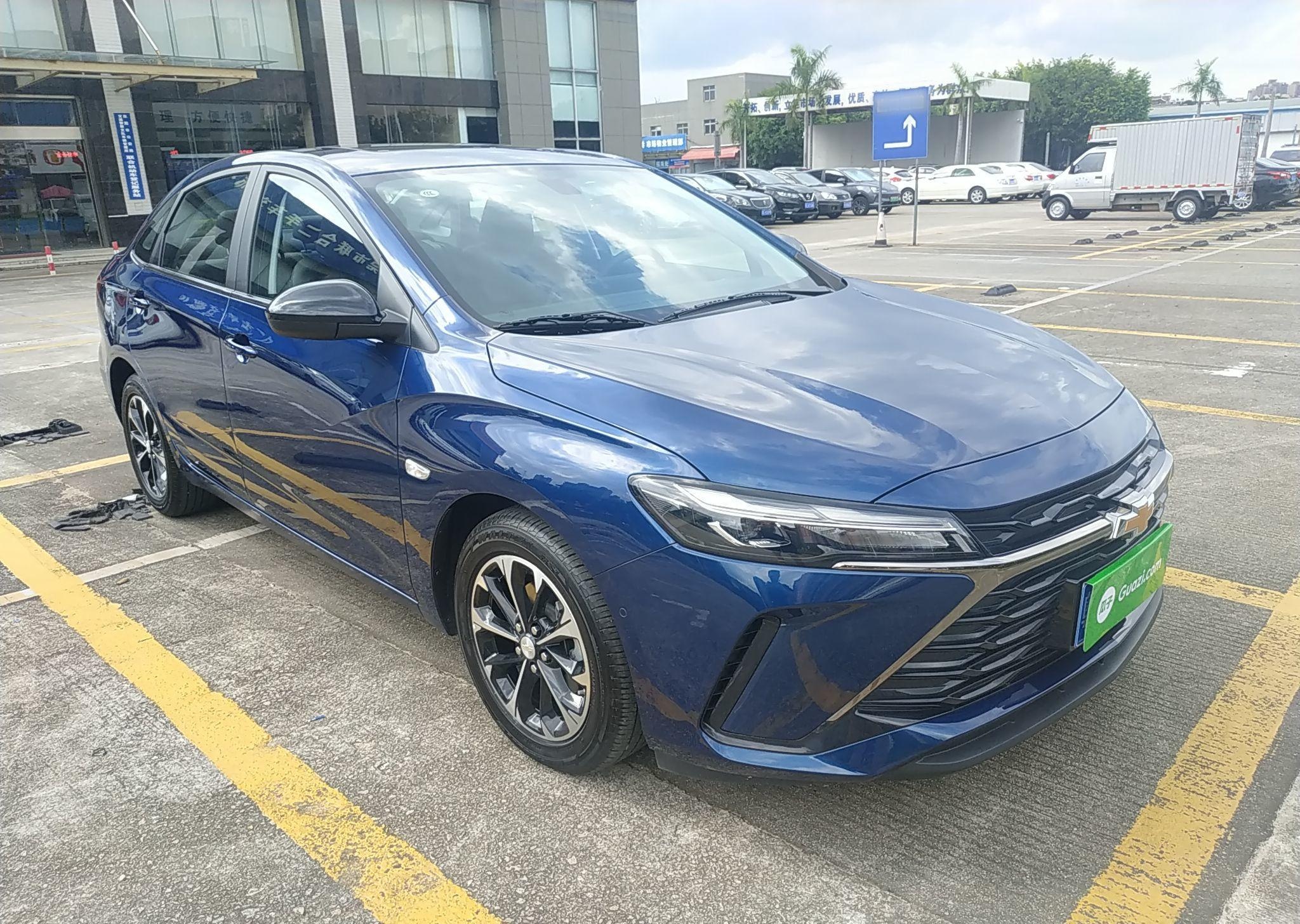 雪佛兰 科鲁泽 2023款 1.3T 轻混自动尊享版