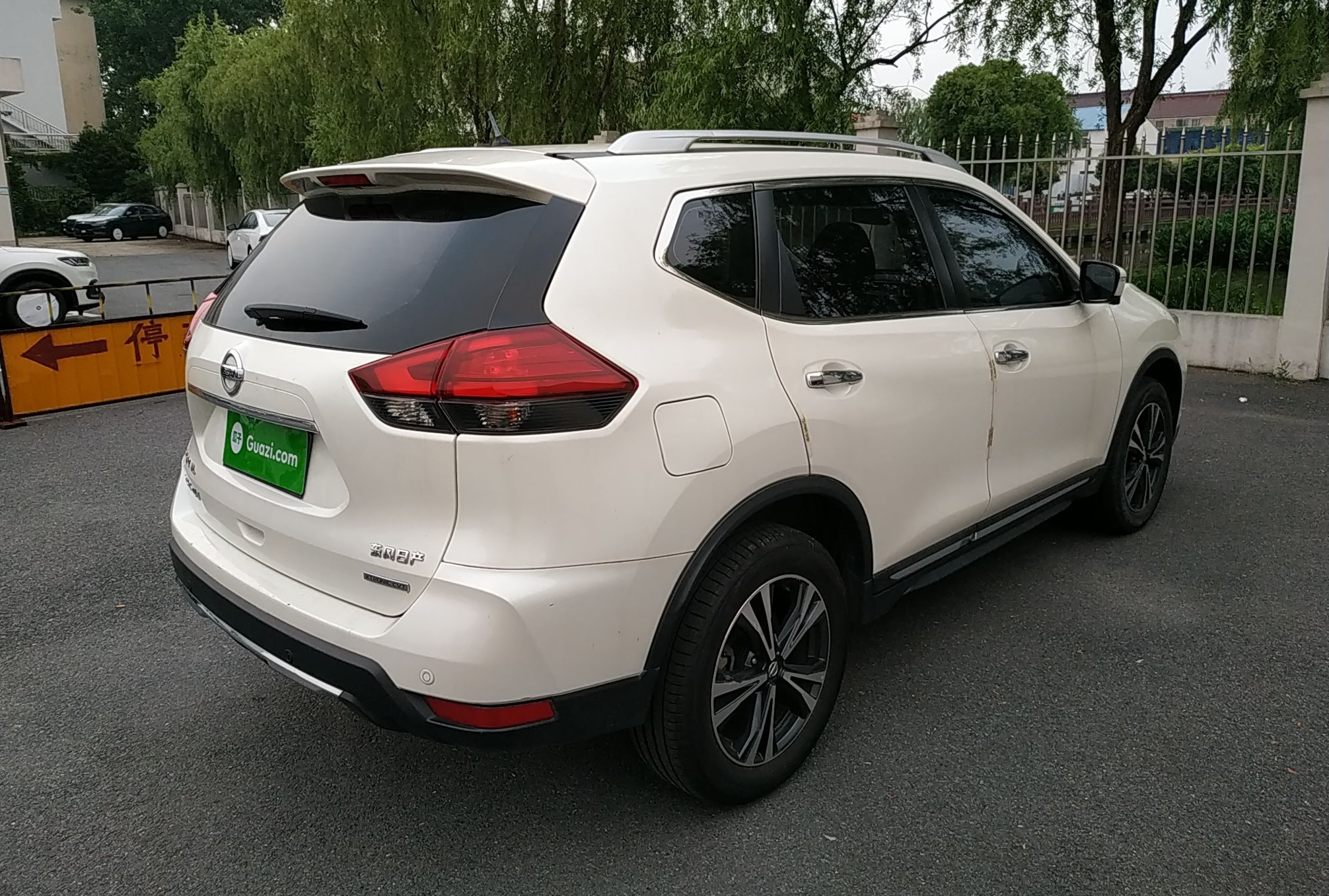 日产 奇骏 2020款 2.5L CVT豪华领航版 4WD