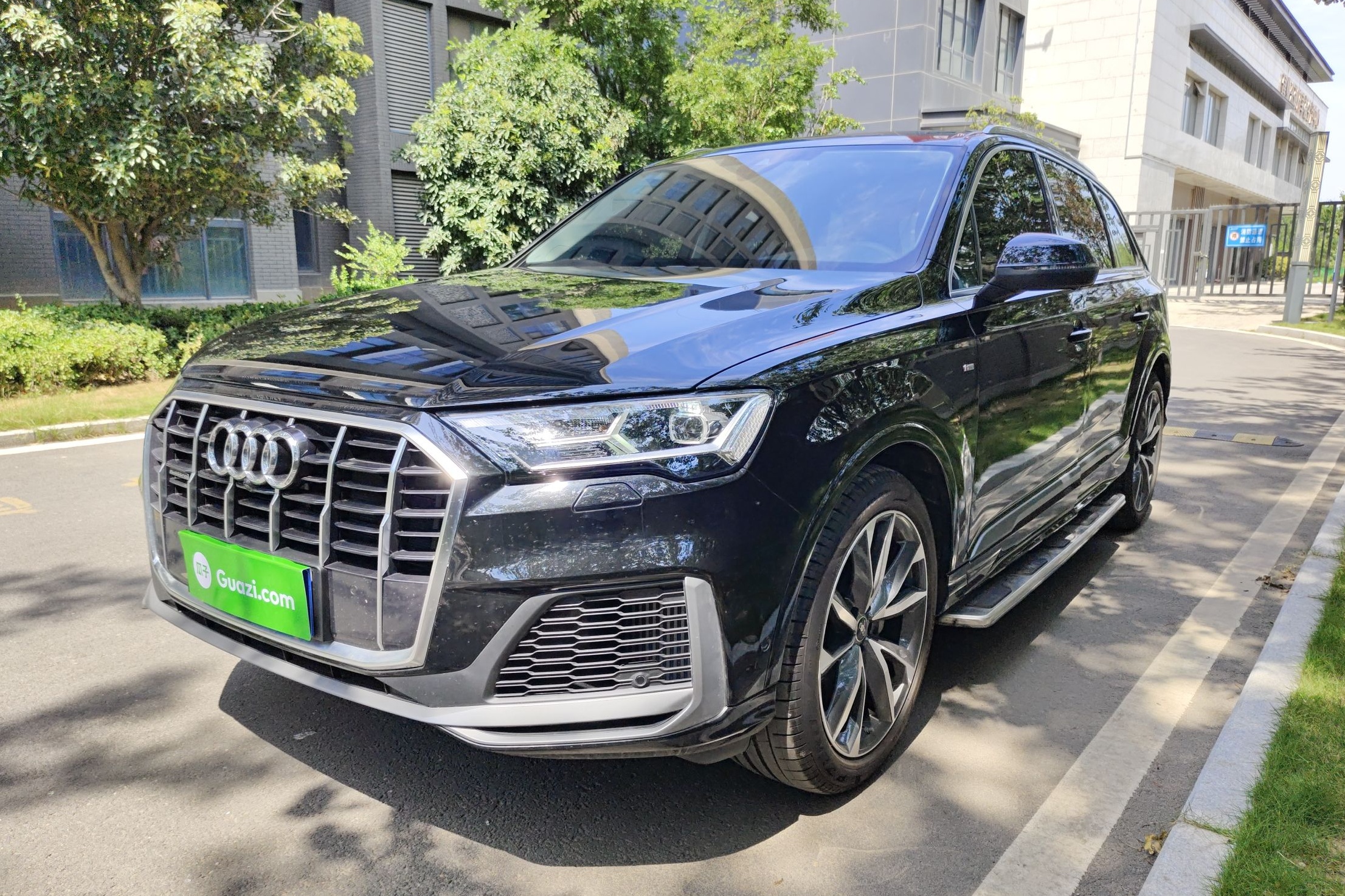 奥迪Q7 2023款 55 TFSI quattro S line运动型(进口)