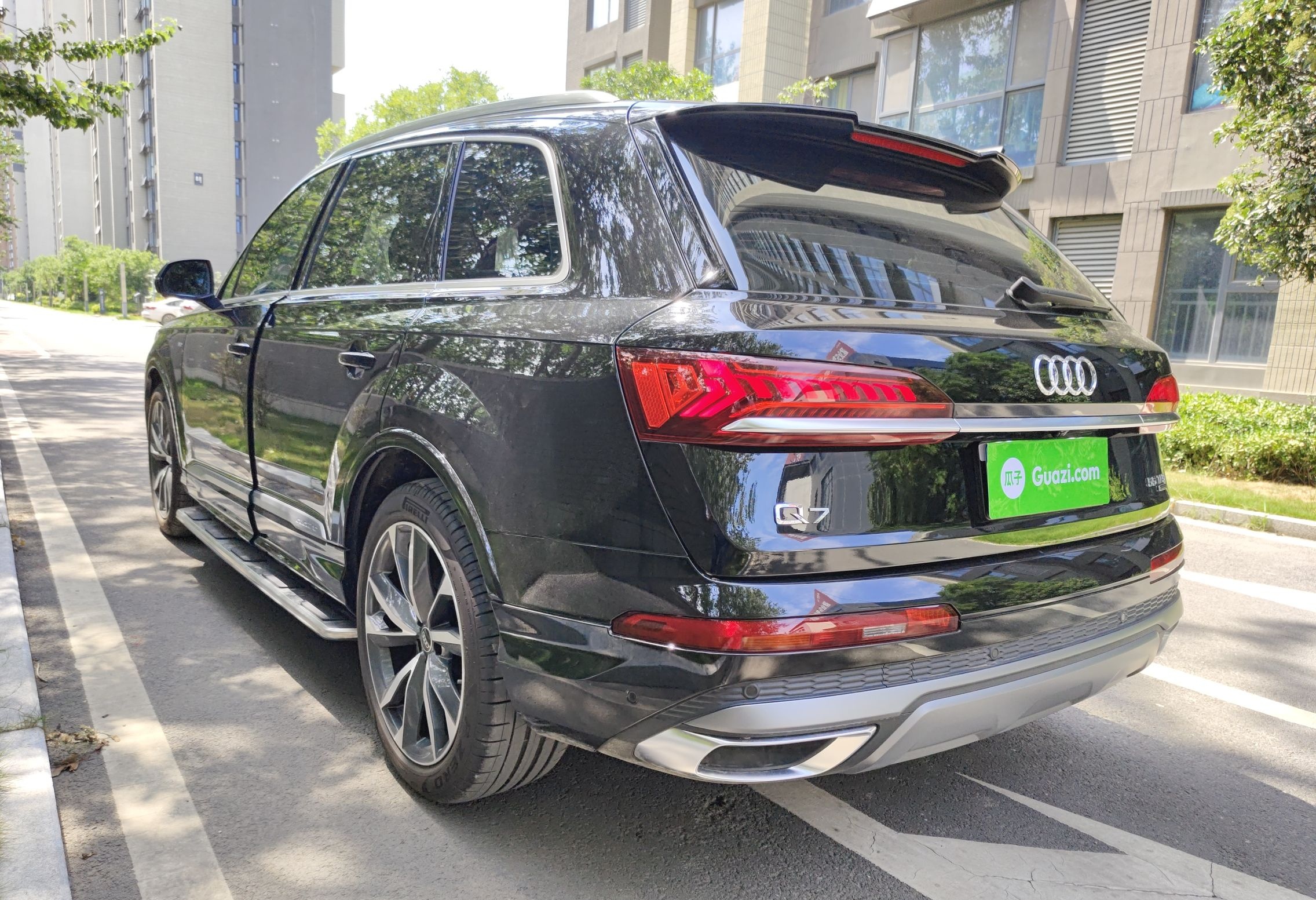 奥迪Q7 2023款 55 TFSI quattro S line运动型(进口)