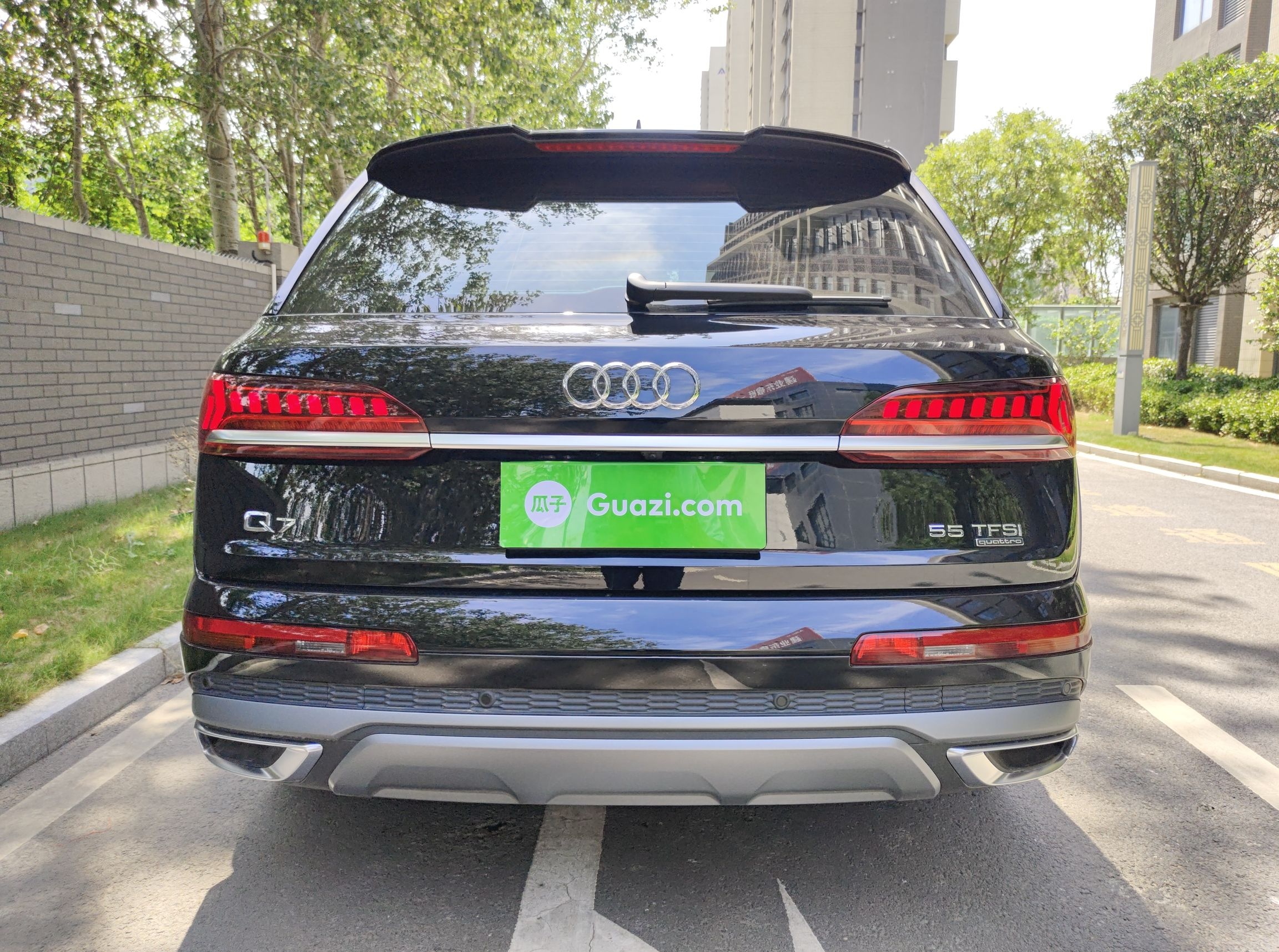 奥迪Q7 2023款 55 TFSI quattro S line运动型(进口)