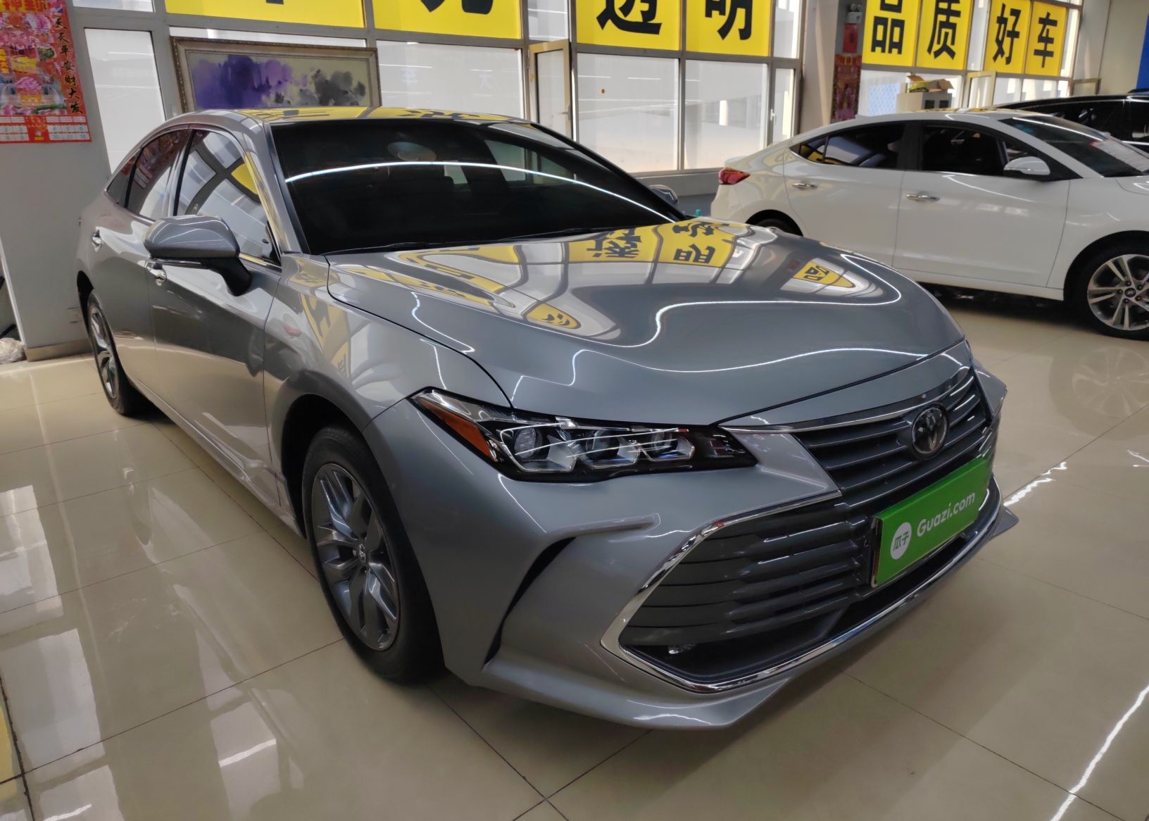 丰田 亚洲龙 2019款 2.0L 豪华版