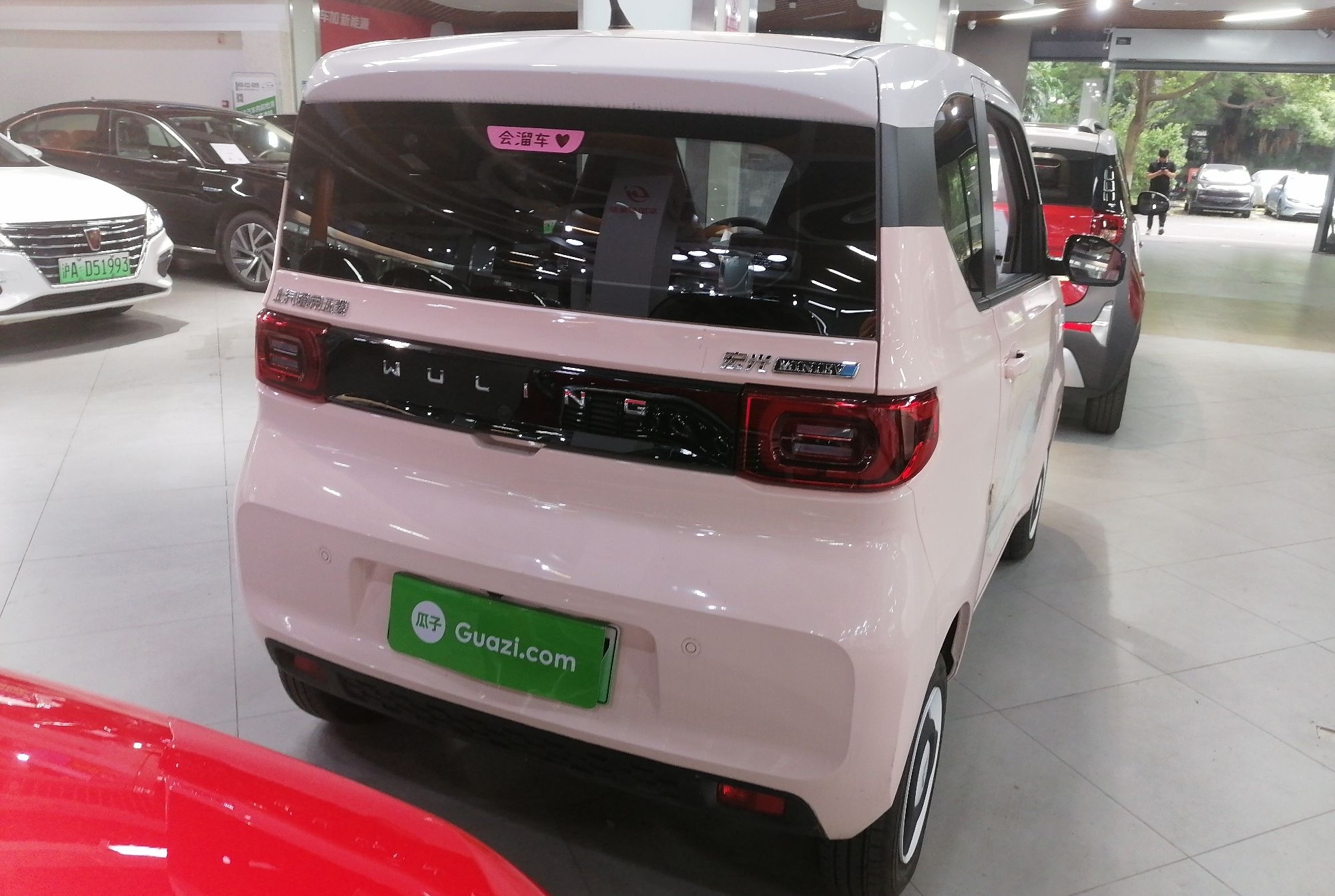 五菱汽车 宏光MINI EV 2021款 马卡龙时尚款 磷酸铁锂