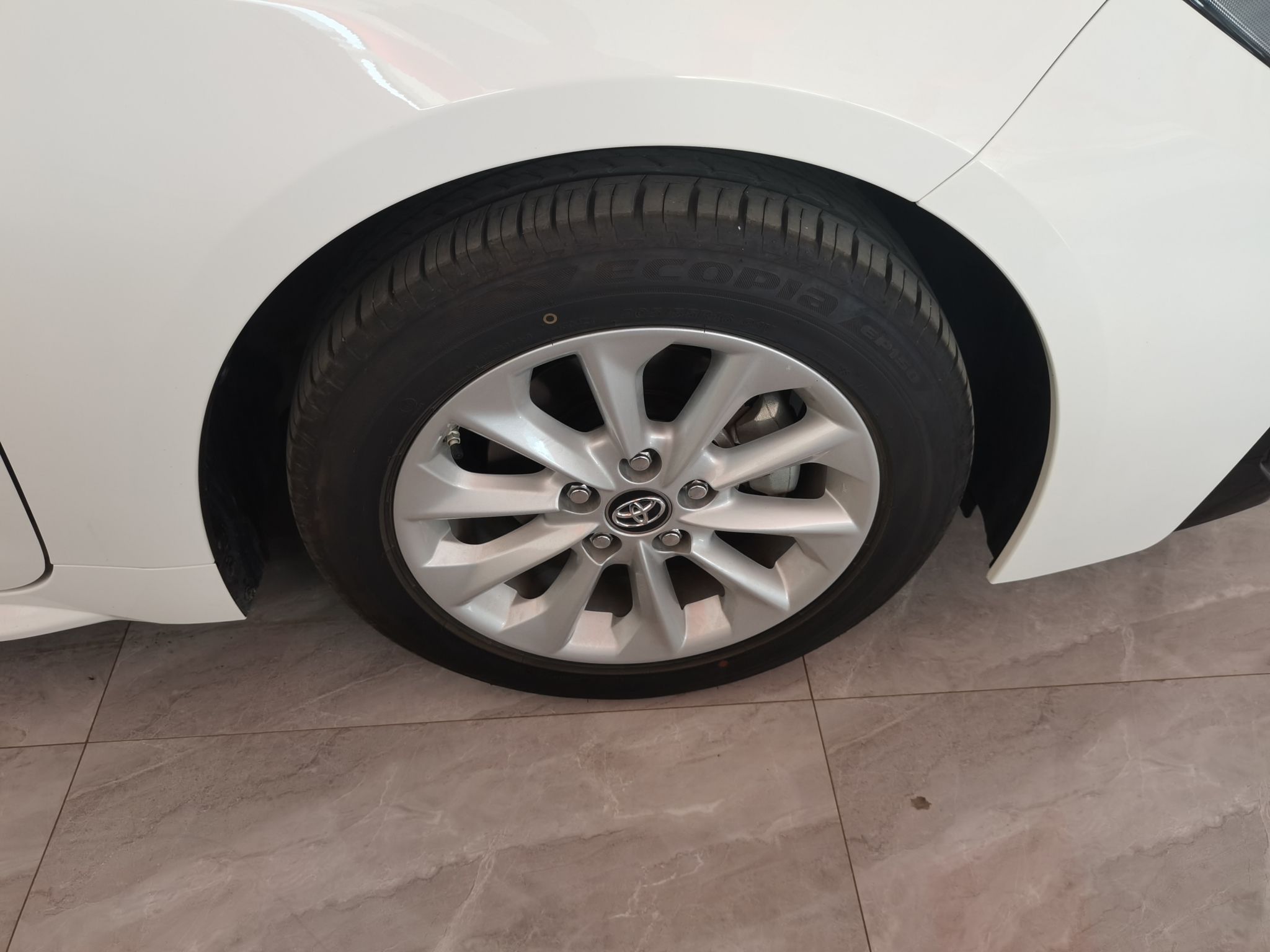 丰田 雷凌 2022款 185T CVT运动版