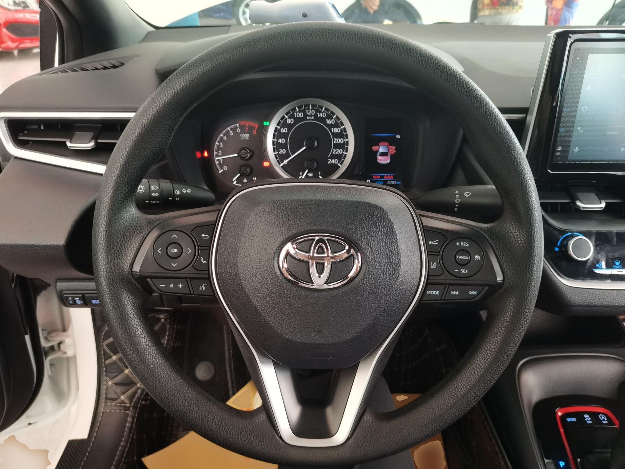 丰田 雷凌 2022款 185T CVT运动版