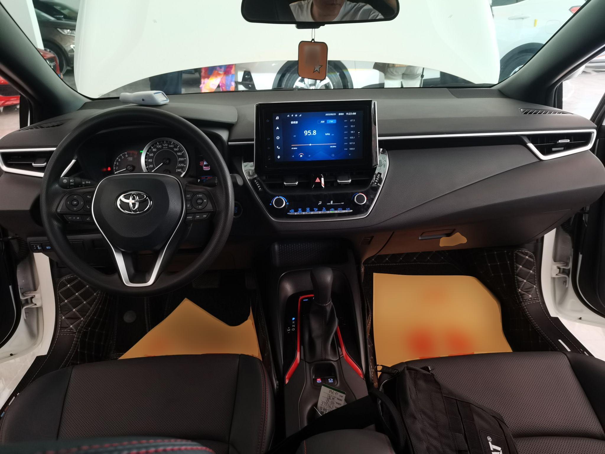 丰田 雷凌 2022款 185T CVT运动版