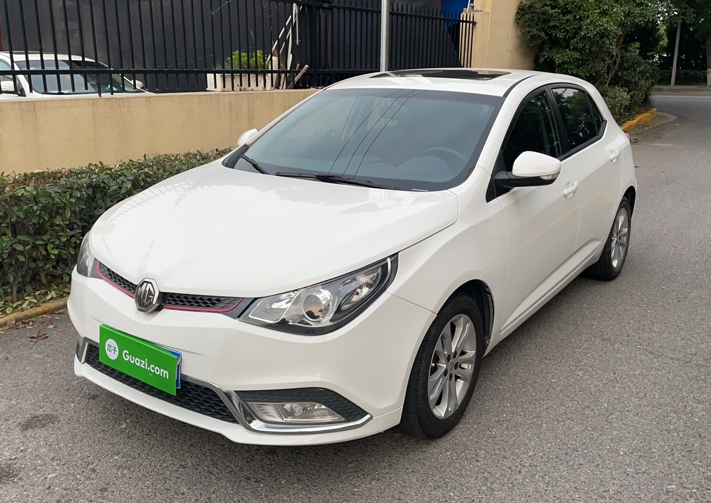 名爵 MG5 2014款 1.5T 自动豪华型