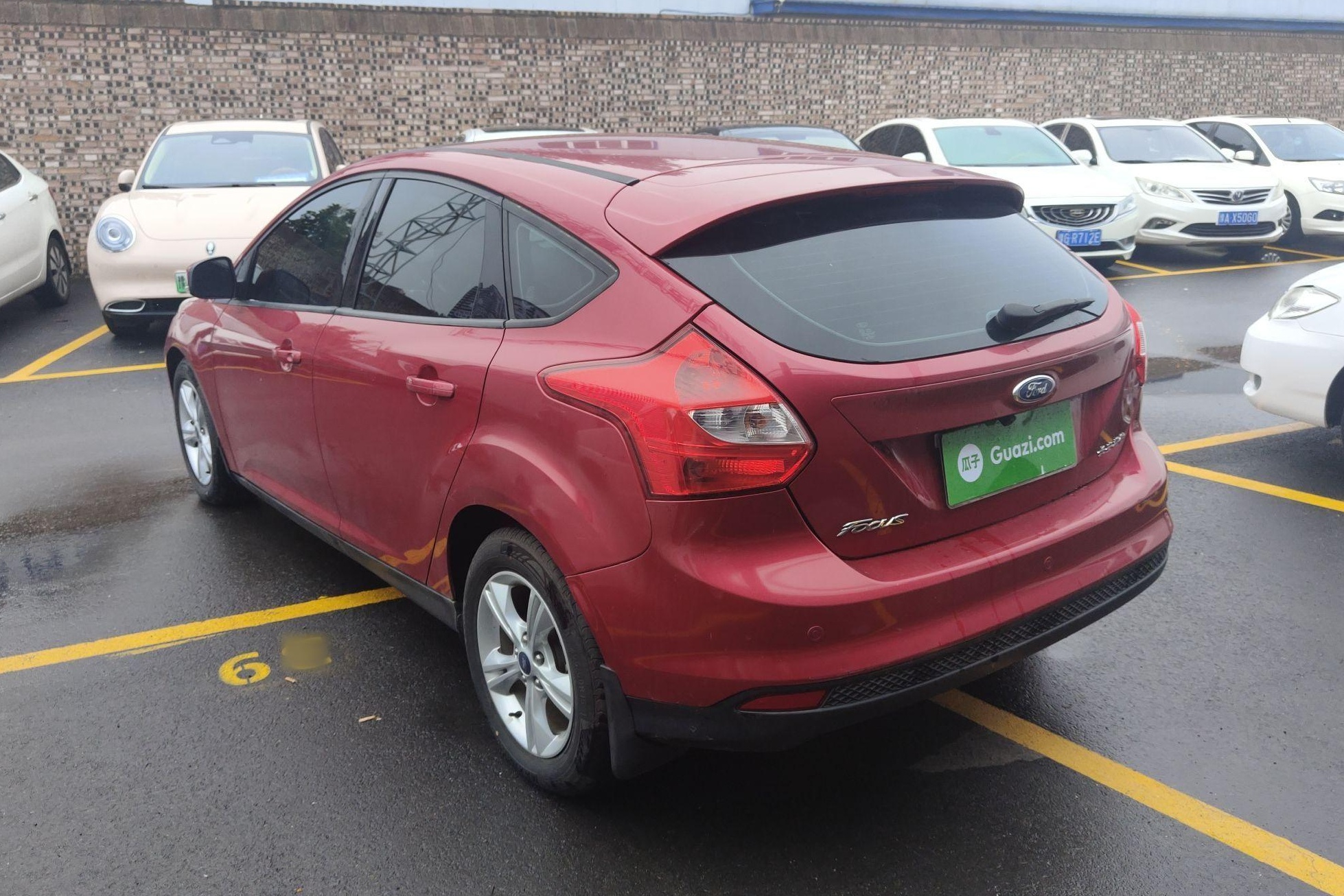 福特 福克斯 2012款 两厢 1.6L 自动风尚型