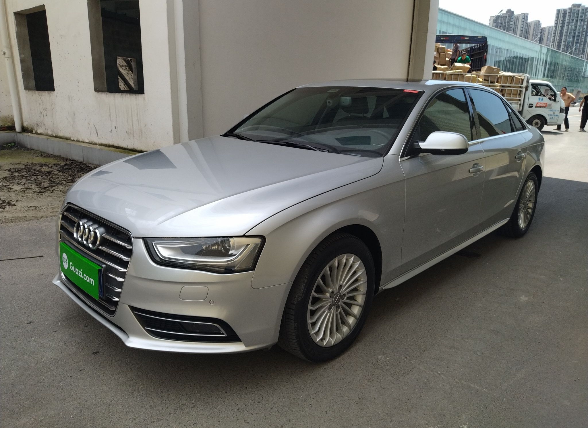 奥迪A4L 2013款 35 TFSI 自动豪华型