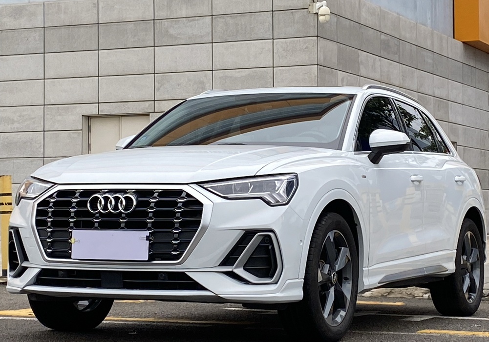 奥迪Q3 2021款 35 TFSI 时尚动感型