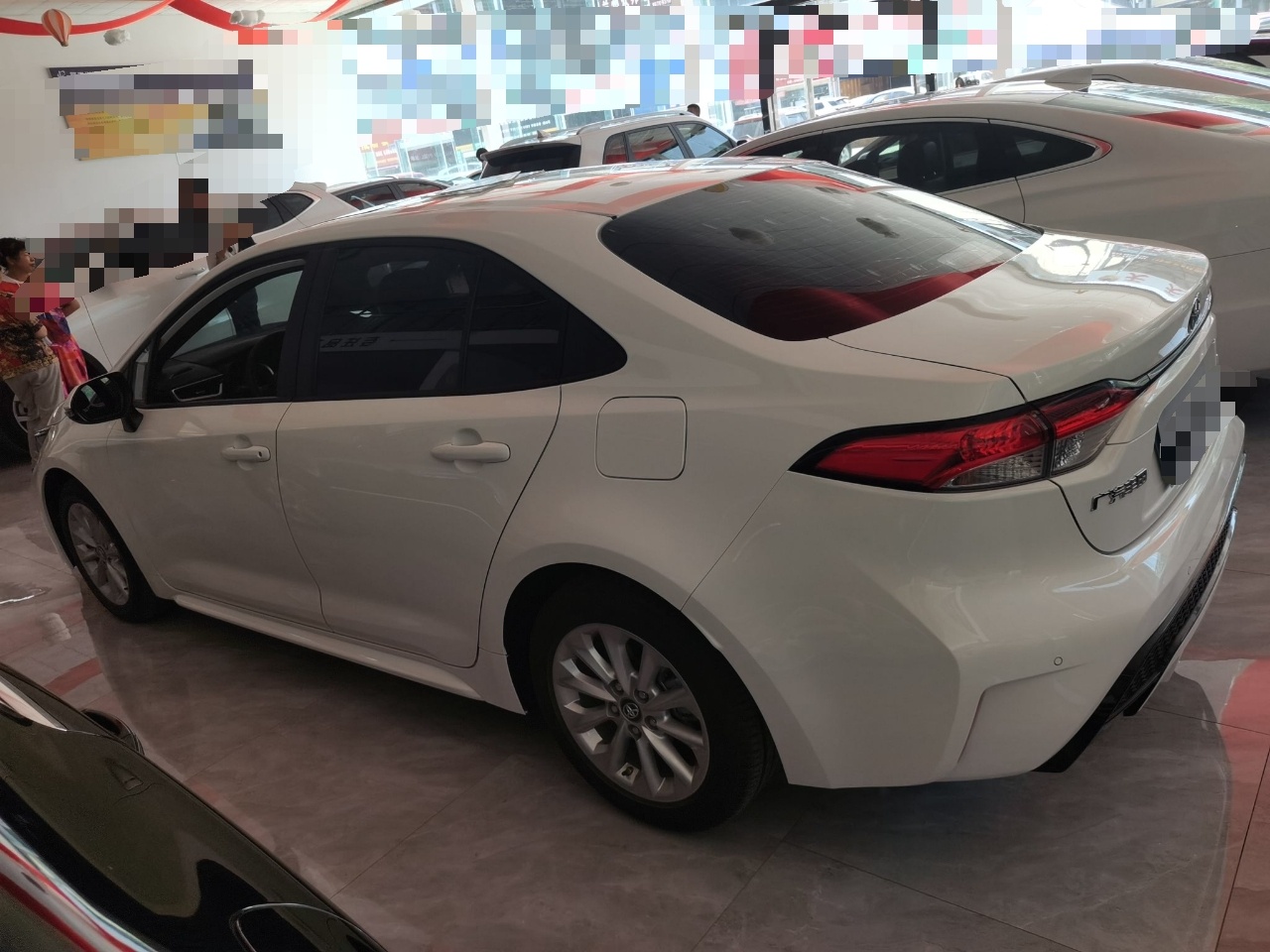 丰田 雷凌 2022款 185T CVT运动版