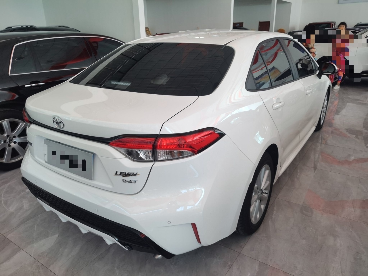 丰田 雷凌 2022款 185T CVT运动版