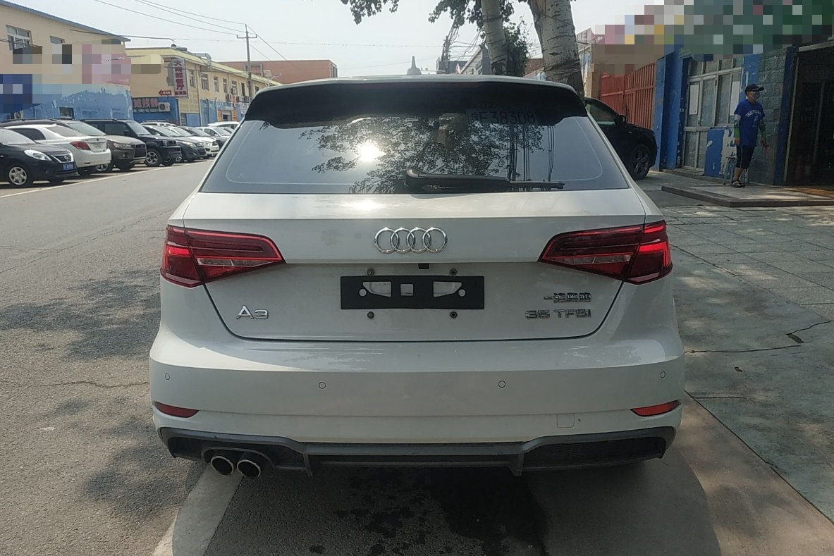 奥迪A3 2017款 Sportback 35 TFSI 时尚型