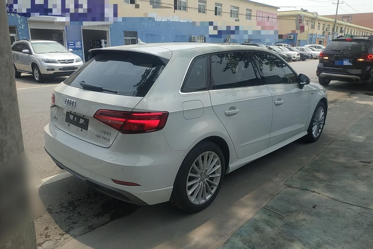 奥迪A3 2017款 Sportback 35 TFSI 时尚型