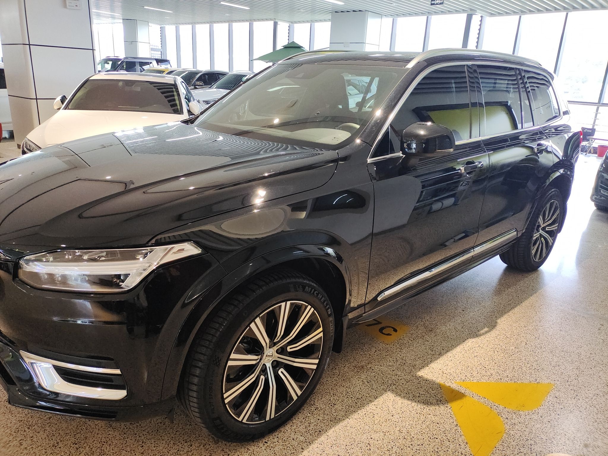 沃尔沃XC90 2022款 B6 智逸豪华版 7座(进口)