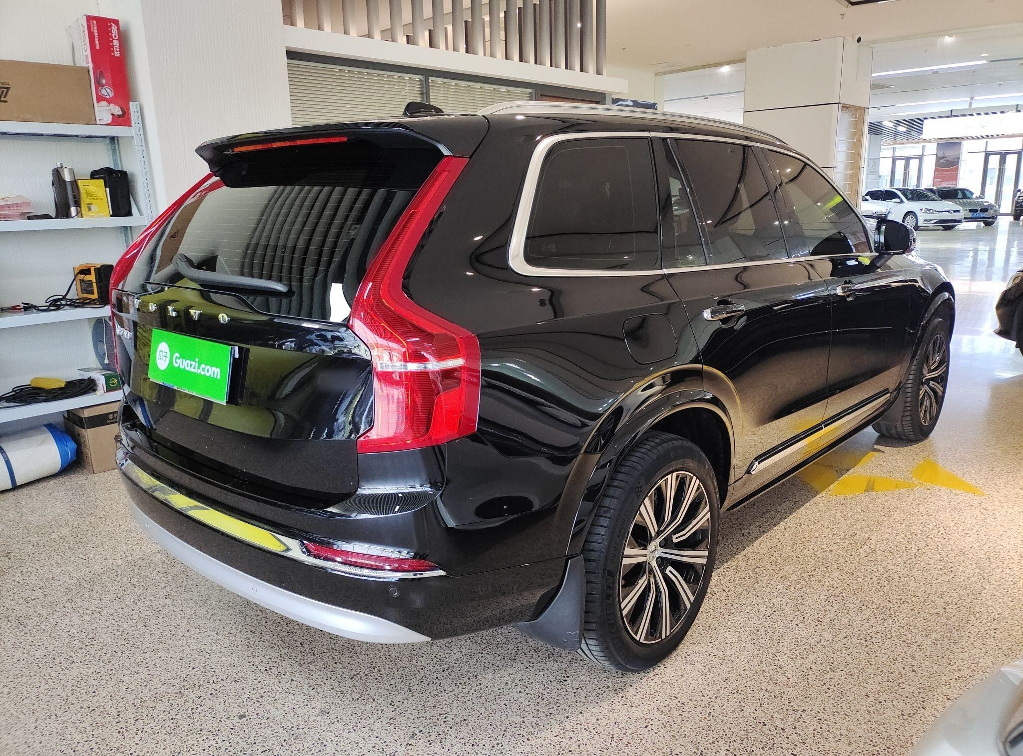 沃尔沃XC90 2022款 B6 智逸豪华版 7座(进口)