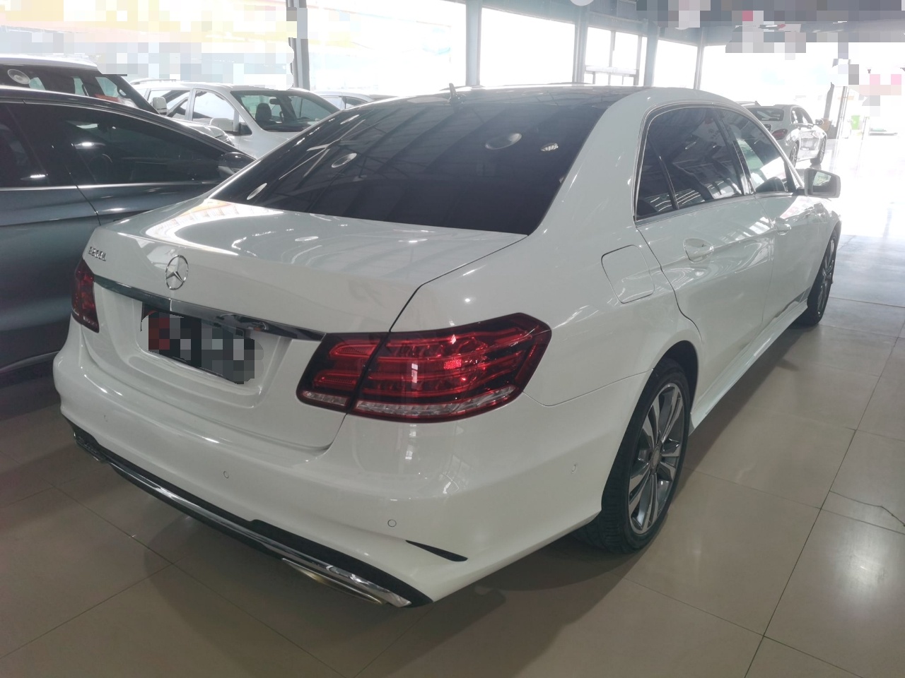 奔驰E级 2015款 改款 E 260 L 运动型