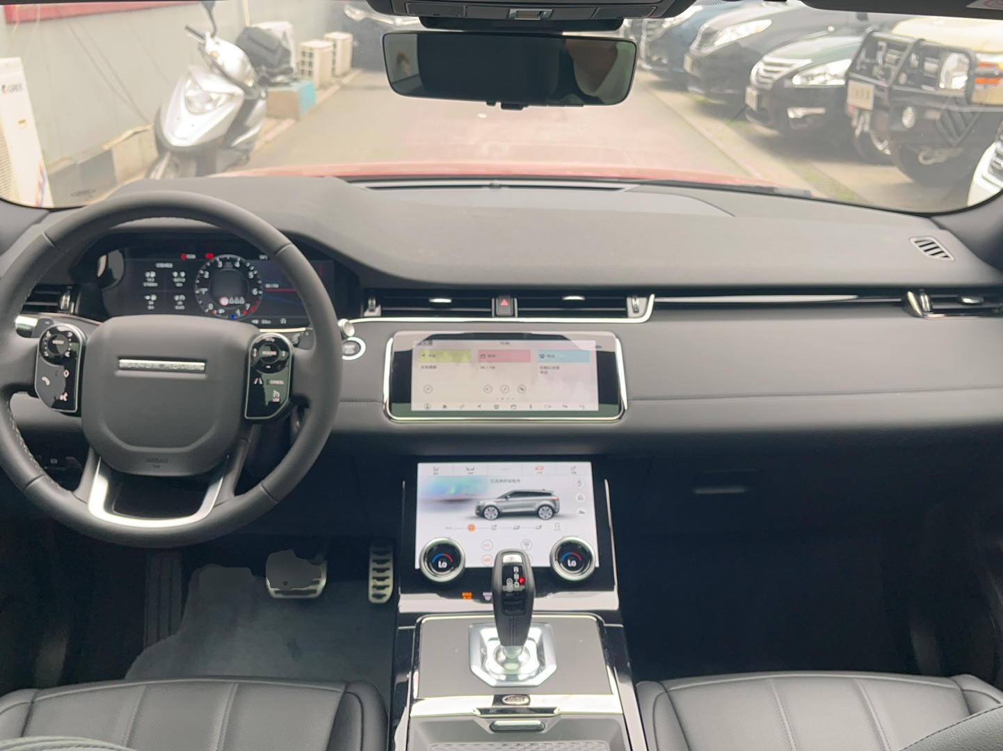 路虎 揽胜极光 2020款 249PS R-DYNAMIC S 曜黑运动科技版