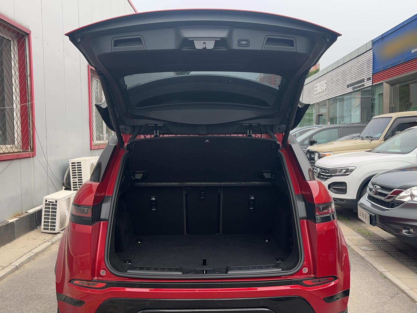 路虎 揽胜极光 2020款 249PS R-DYNAMIC S 曜黑运动科技版