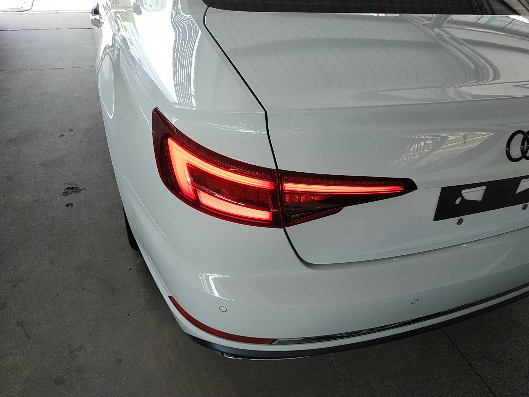 奥迪A4L 2019款 40 TFSI 进取型 国VI