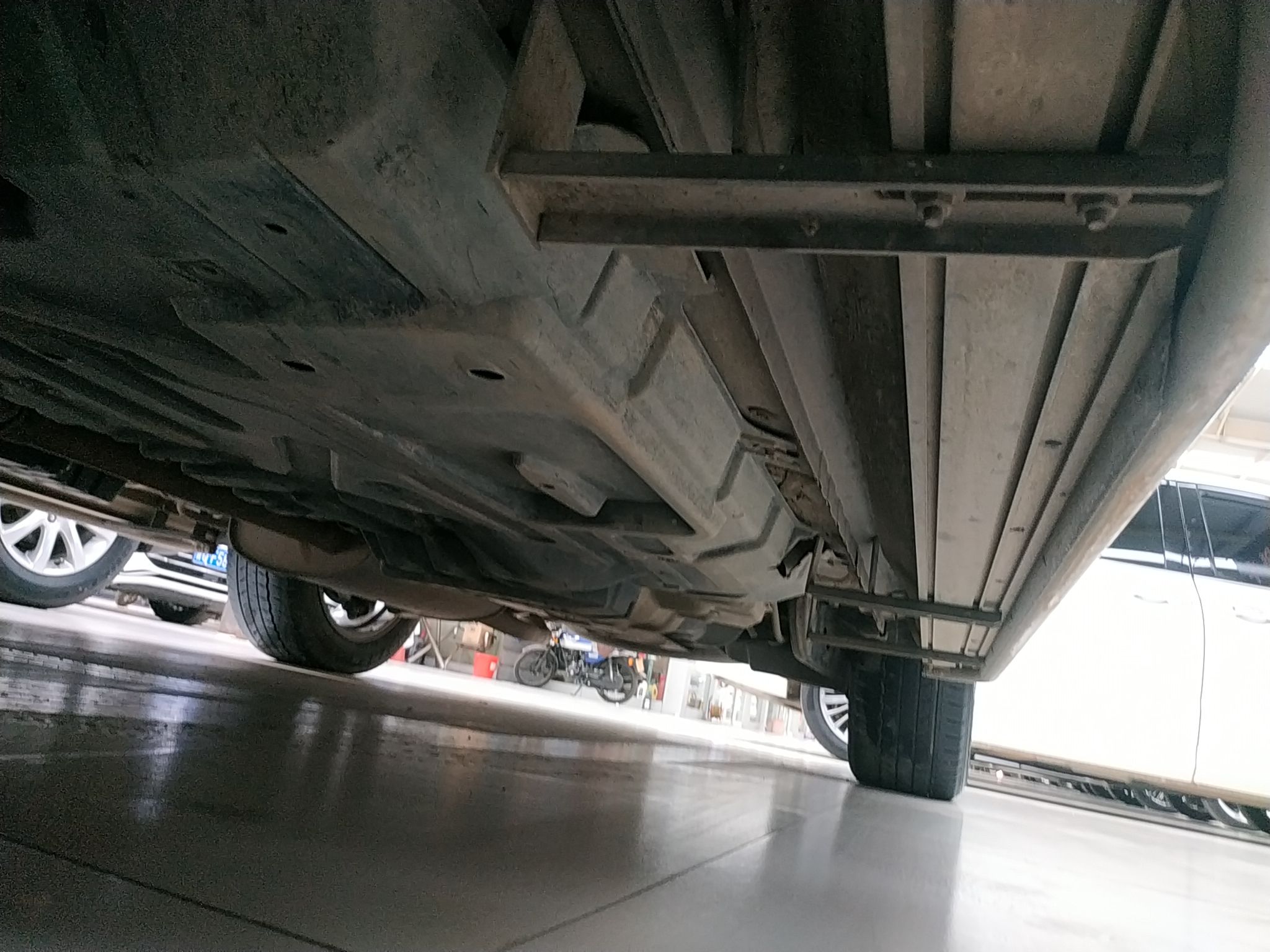 丰田 汉兰达 2018款 2.0T 四驱豪华版 7座 国V