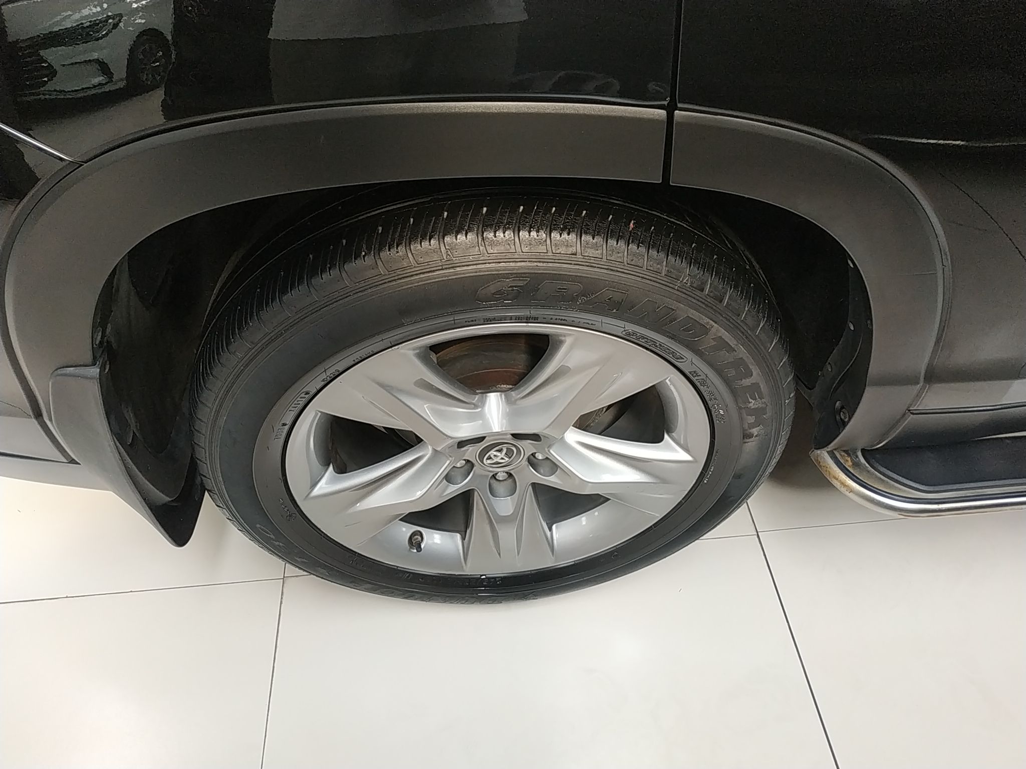 丰田 汉兰达 2018款 2.0T 四驱豪华版 7座 国V