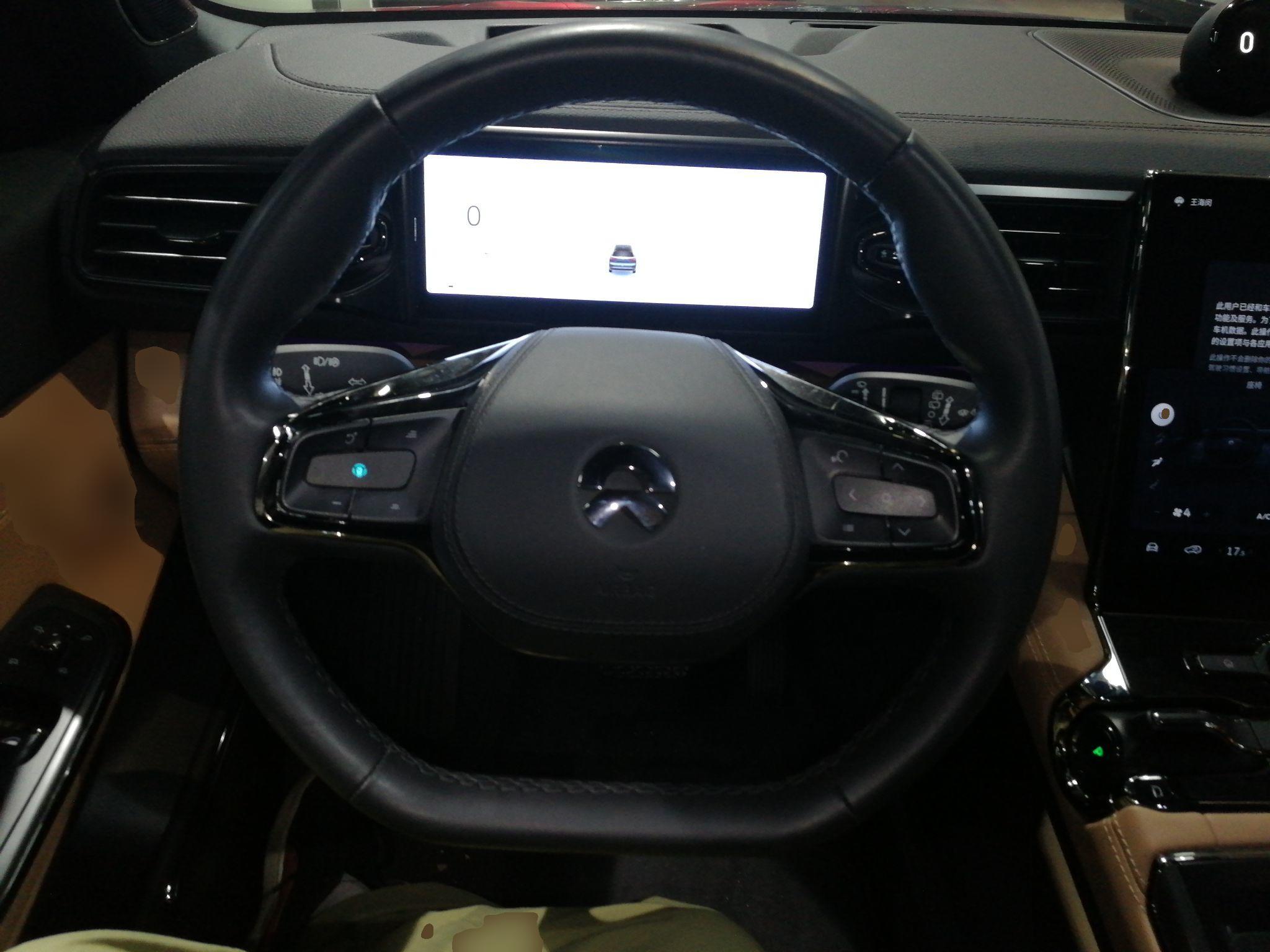 蔚来ES8 2020款 415KM 基准版 六座版