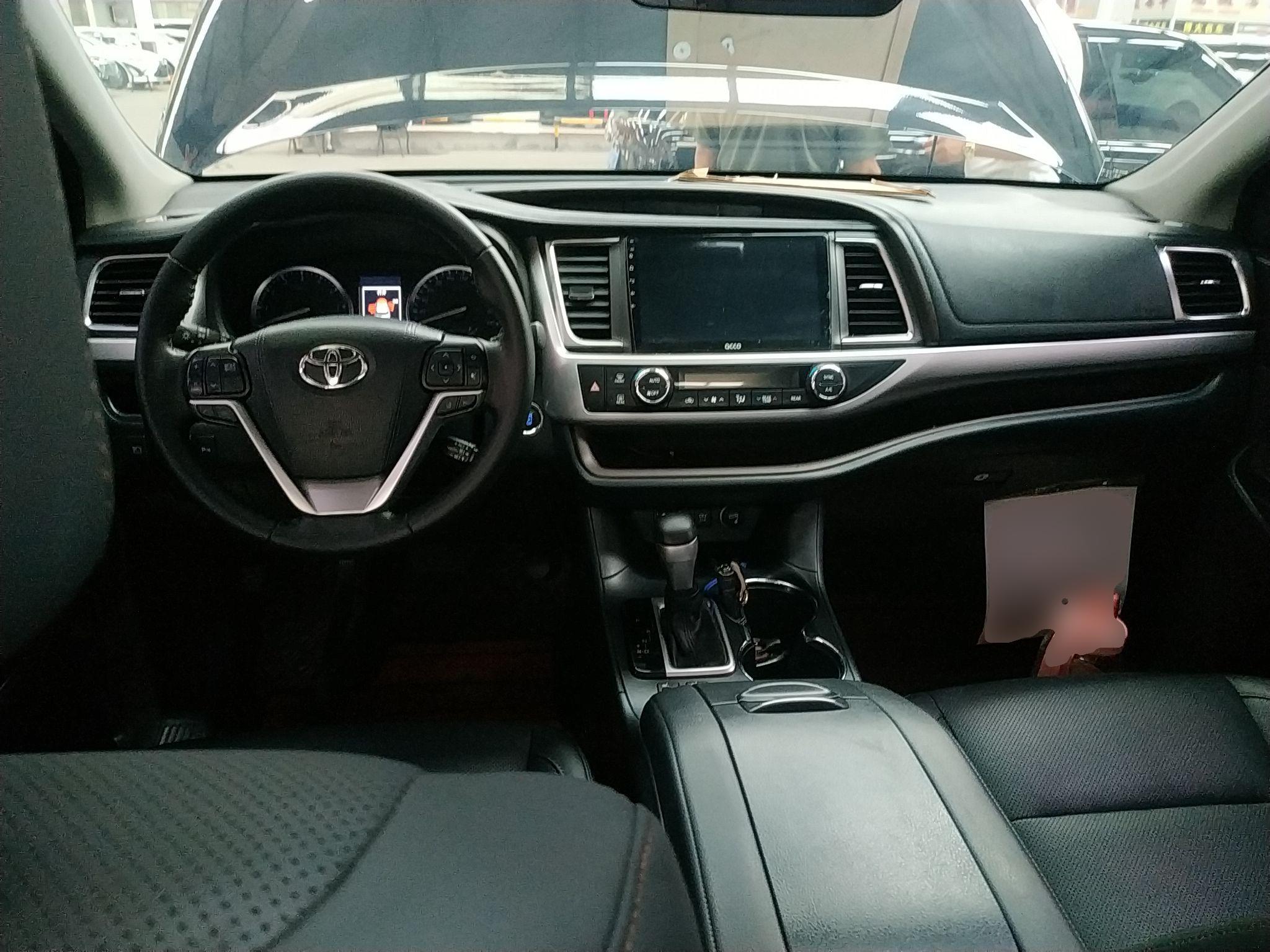 丰田 汉兰达 2018款 2.0T 四驱豪华版 7座 国V