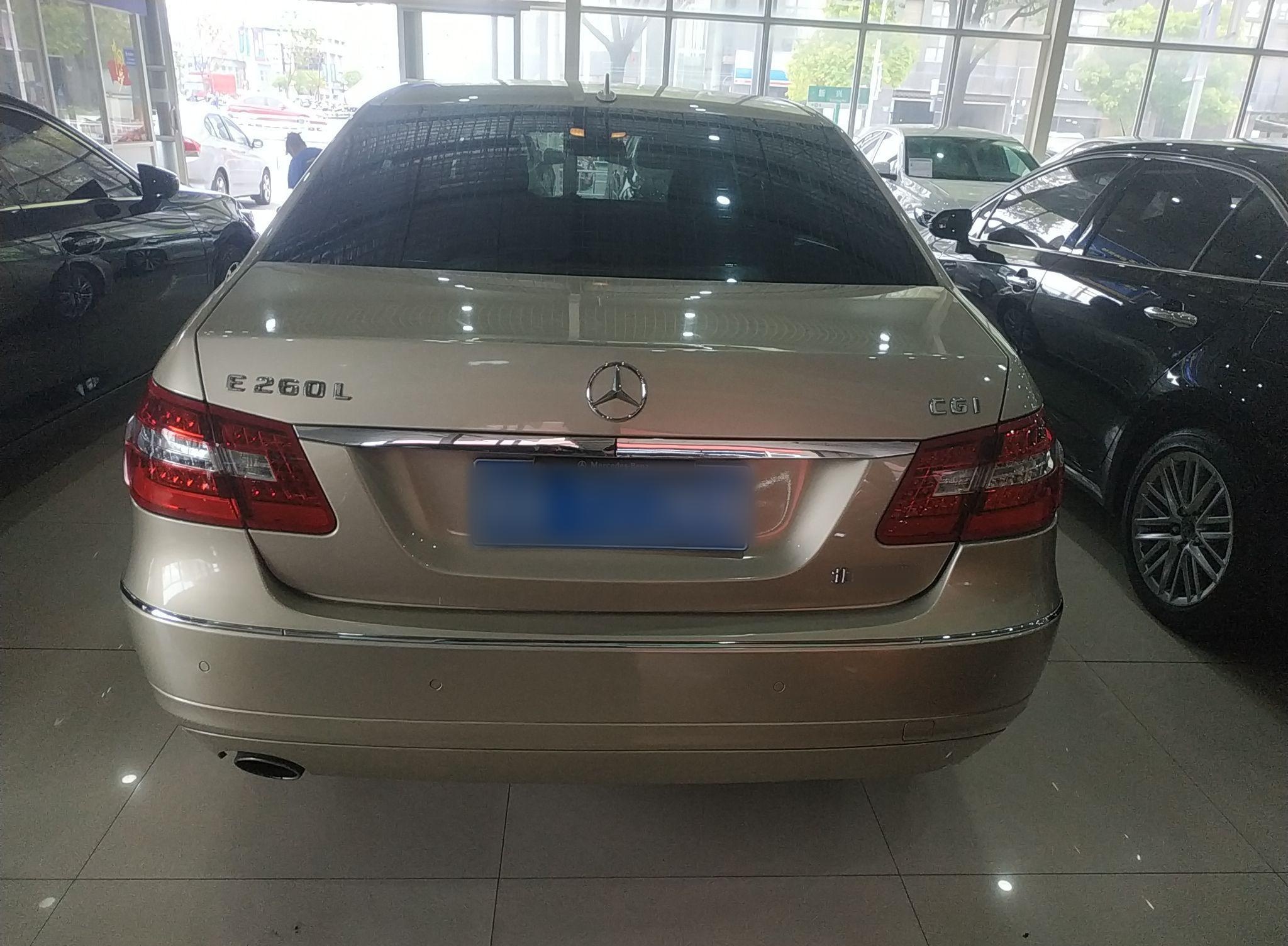 奔驰E级 2010款 E 260 L CGI优雅型