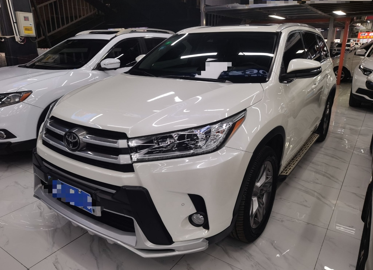 丰田 汉兰达 2018款 2.0T 四驱豪华版 7座 国VI