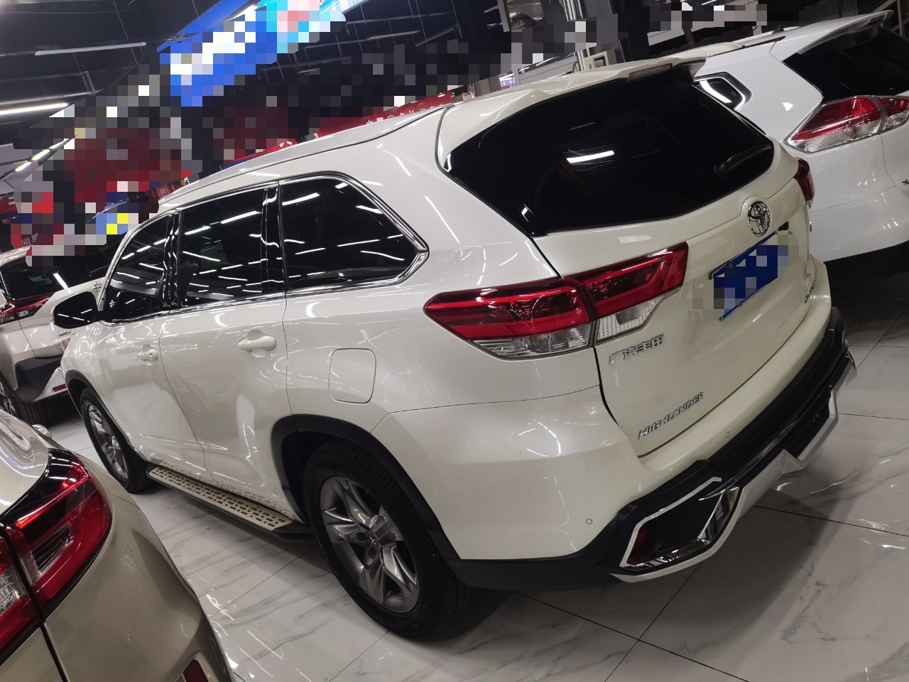 丰田 汉兰达 2018款 2.0T 四驱豪华版 7座 国VI