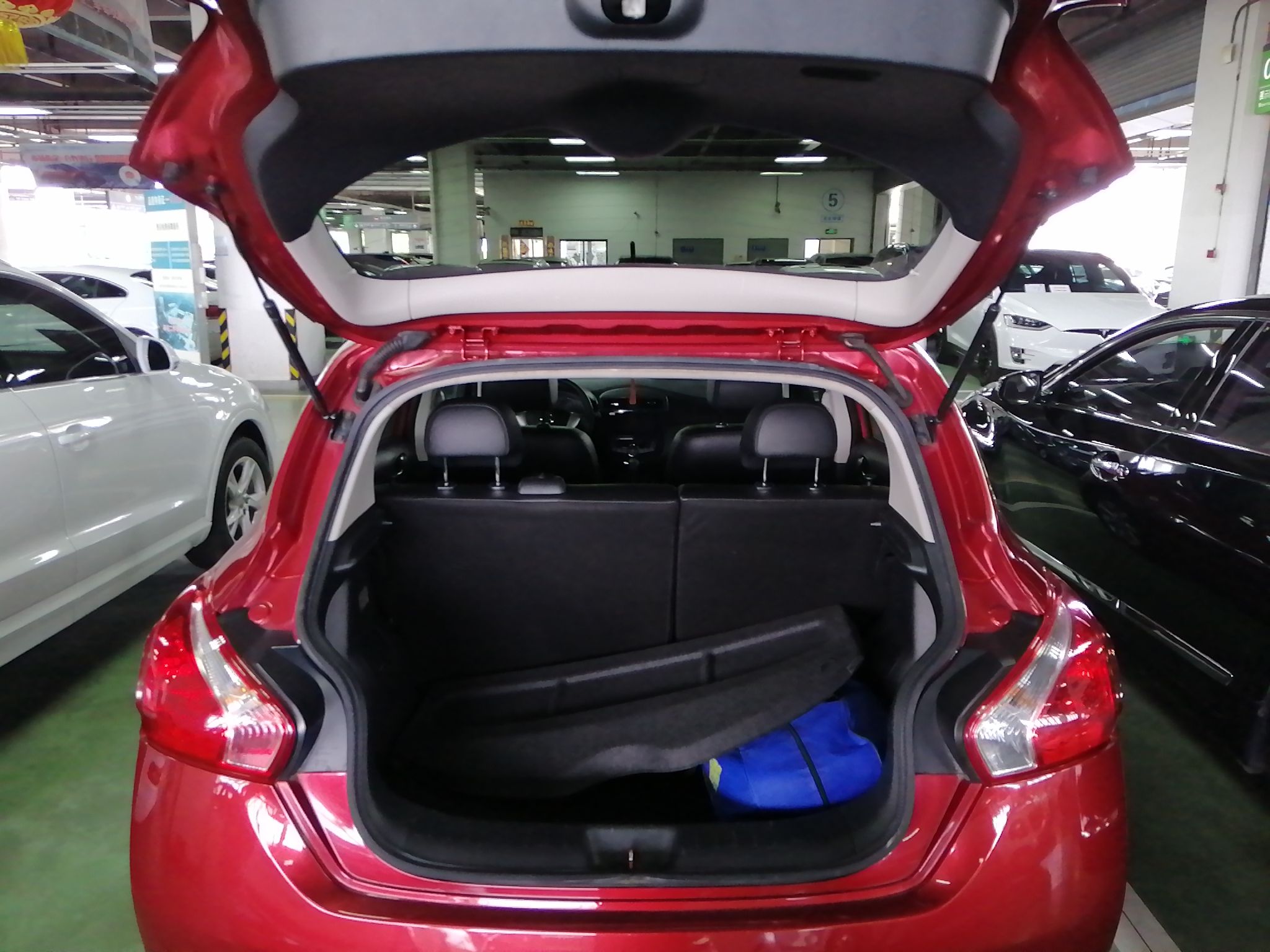 日产 骐达 2011款 1.6L CVT智能型