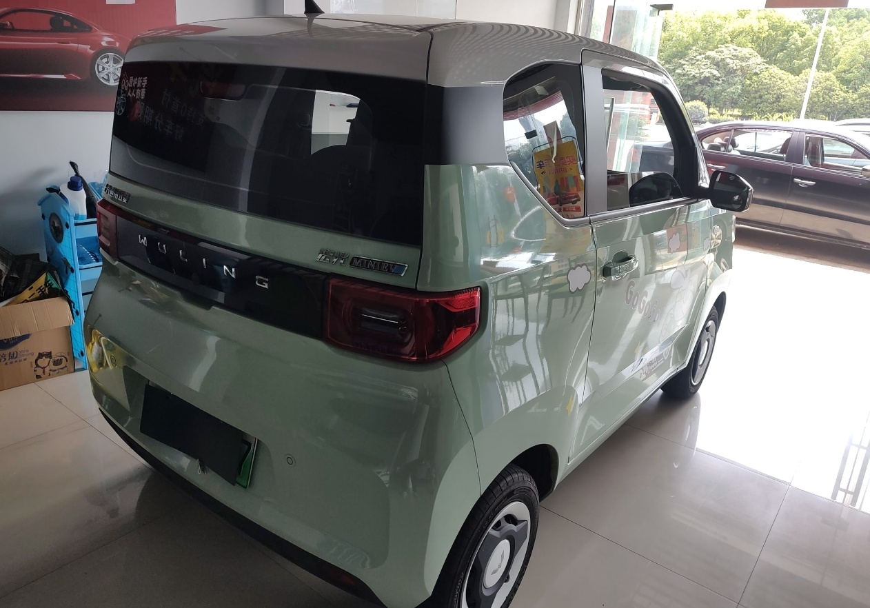 五菱汽车 宏光MINI EV 2021款 马卡龙臻享款 磷酸铁锂