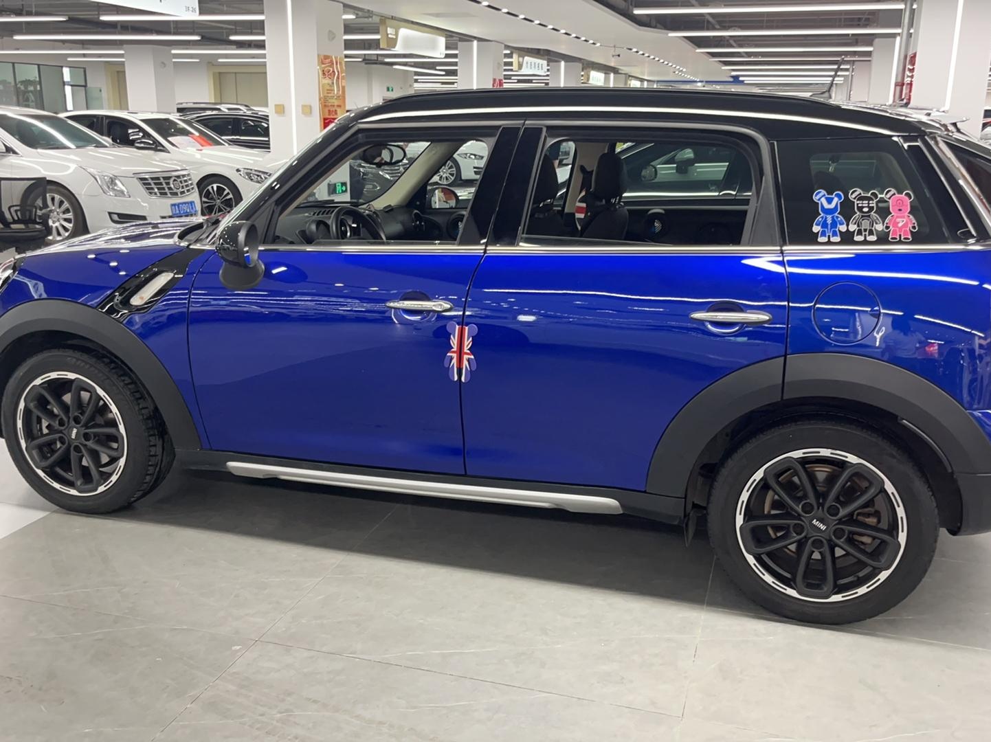 MINI Countryman 2016款 1.6T COOPER ALL4 Fun装备控