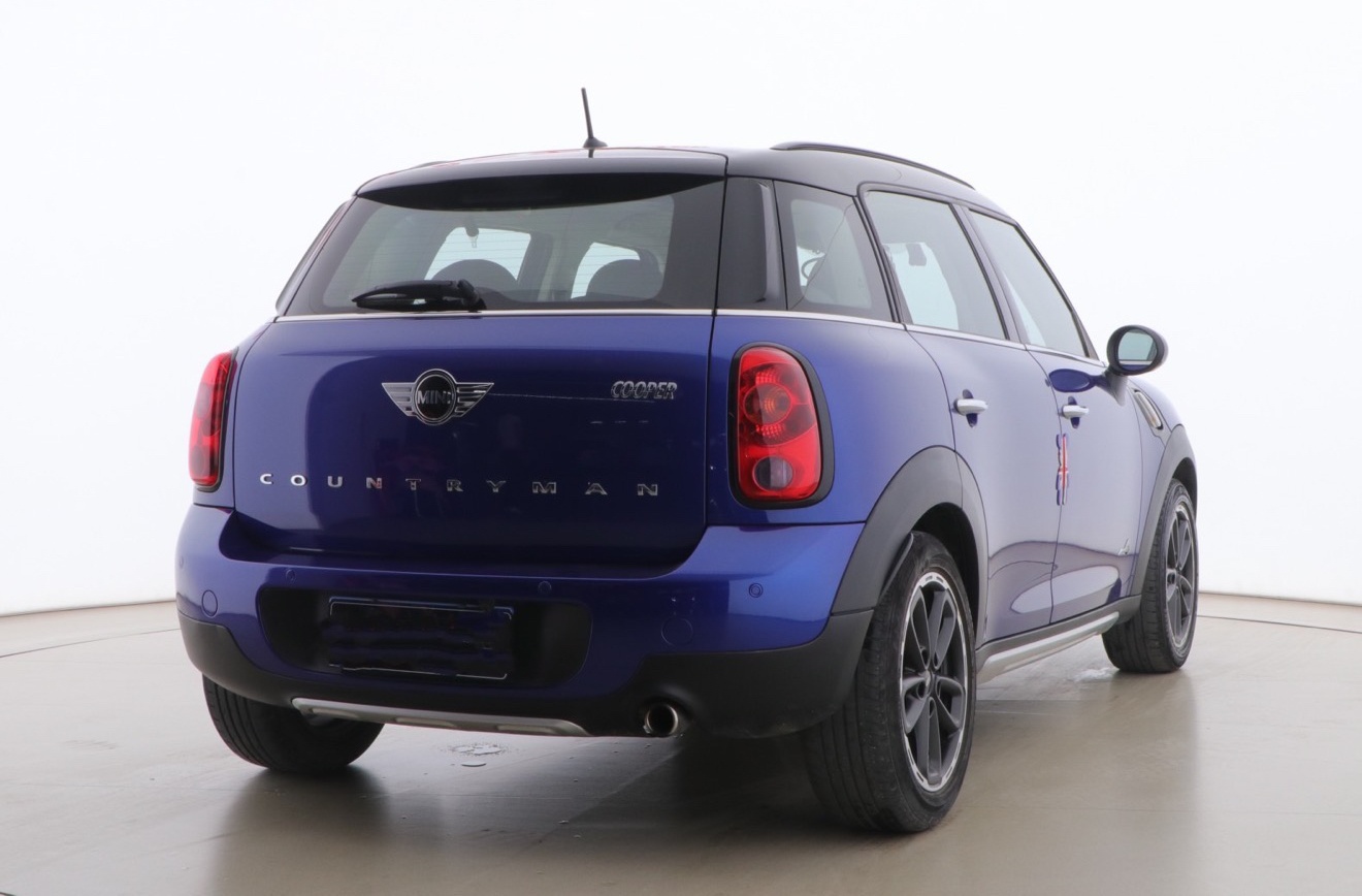 MINI Countryman 2016款 1.6T COOPER ALL4 Fun装备控