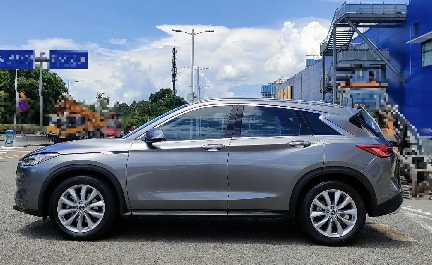 英菲尼迪QX50 2018款 2.0T 四驱菁英版