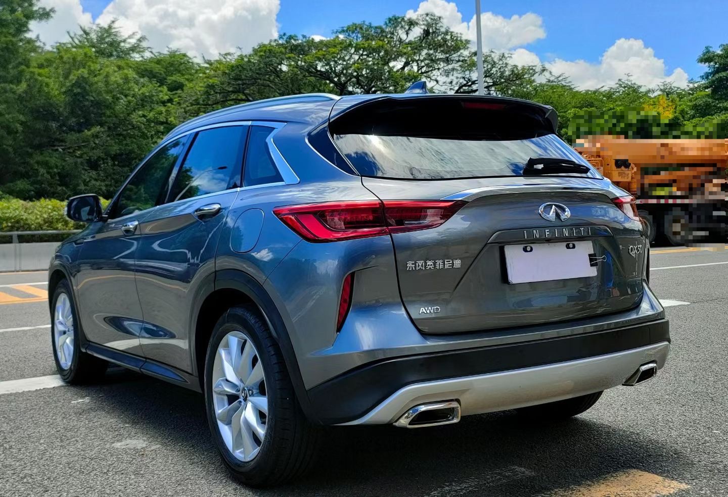 英菲尼迪QX50 2018款 2.0T 四驱菁英版