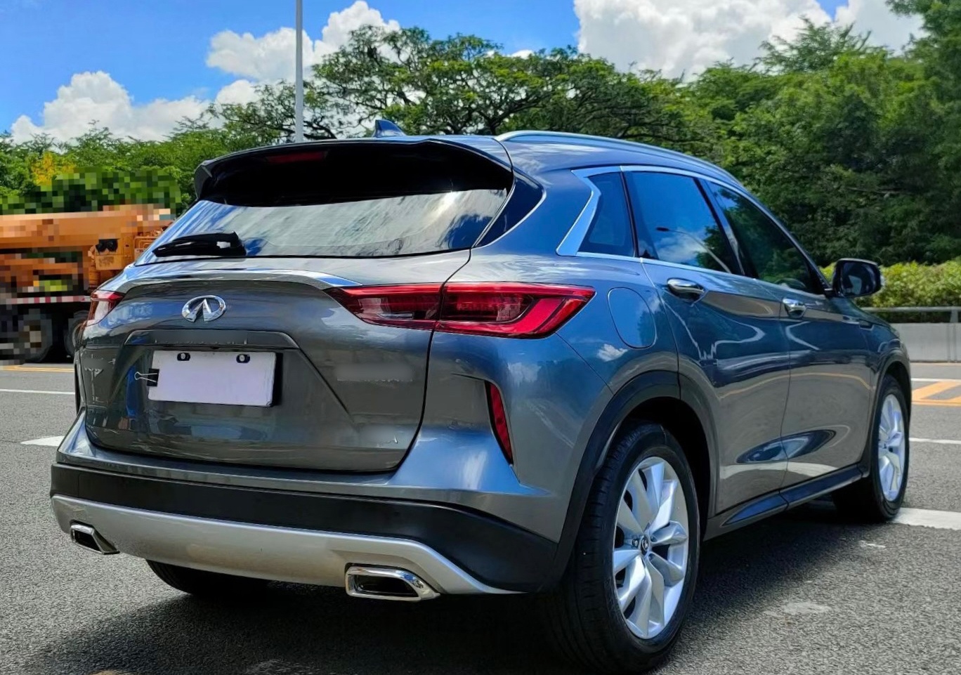 英菲尼迪QX50 2018款 2.0T 四驱菁英版