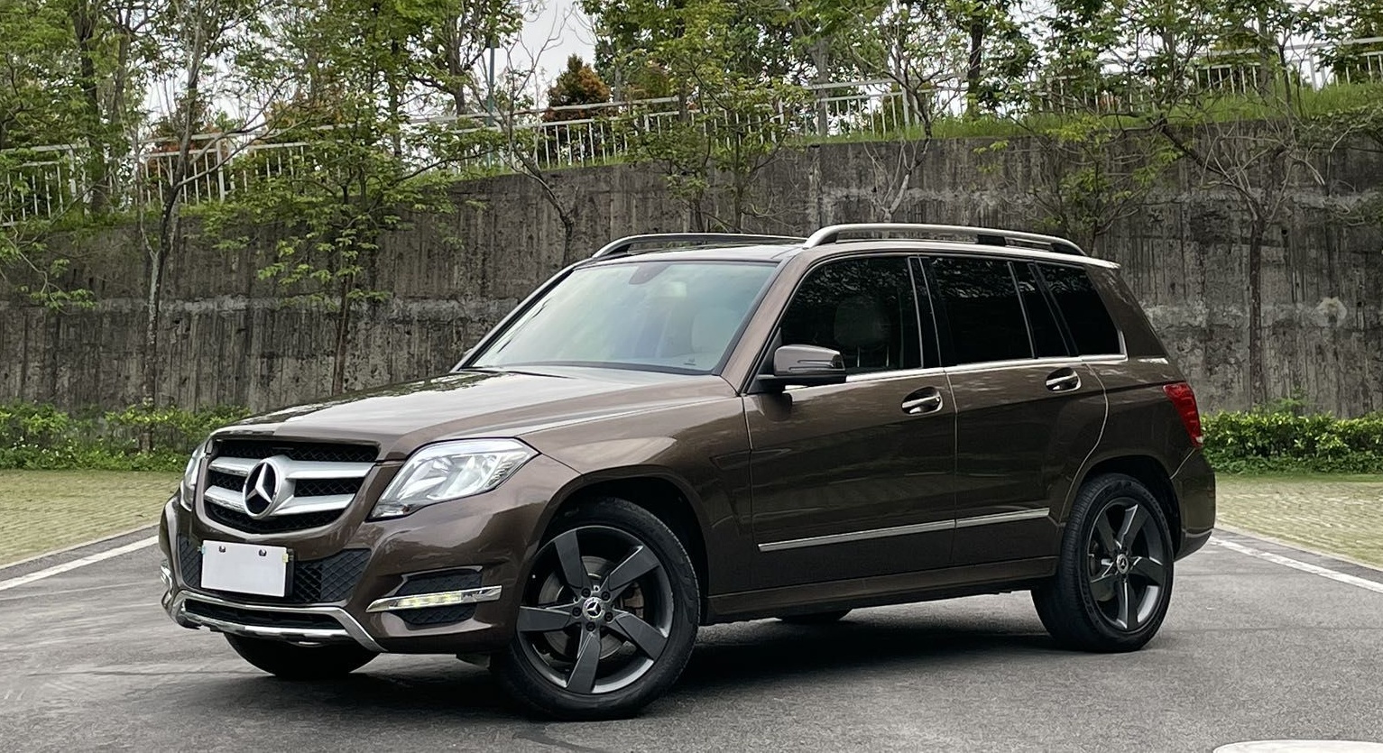 奔驰GLK级 2013款 GLK 300 4MATIC 动感天窗型