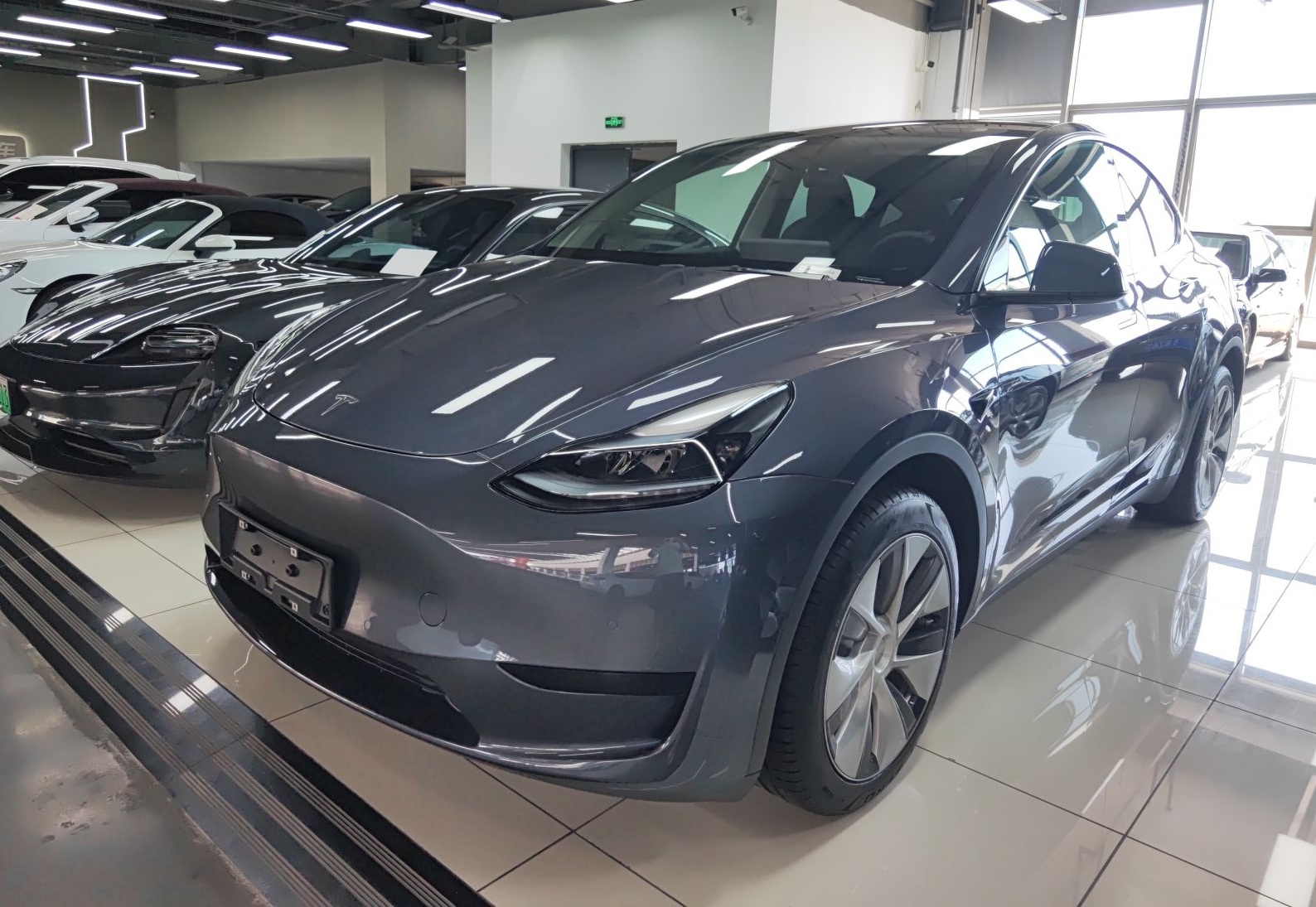 特斯拉 Model Y 2022款 后轮驱动版