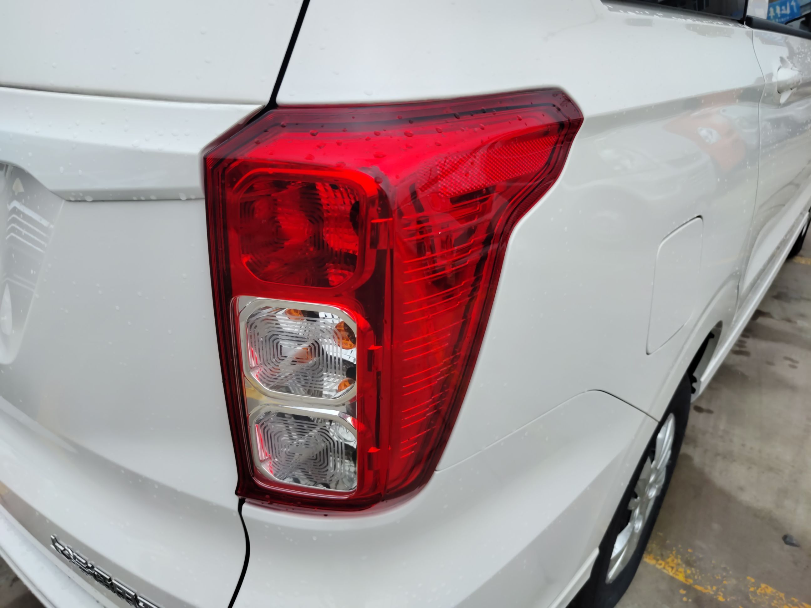 五菱汽车 五菱宏光 2021款 1.5L改款 S标准型 电动助力LAR