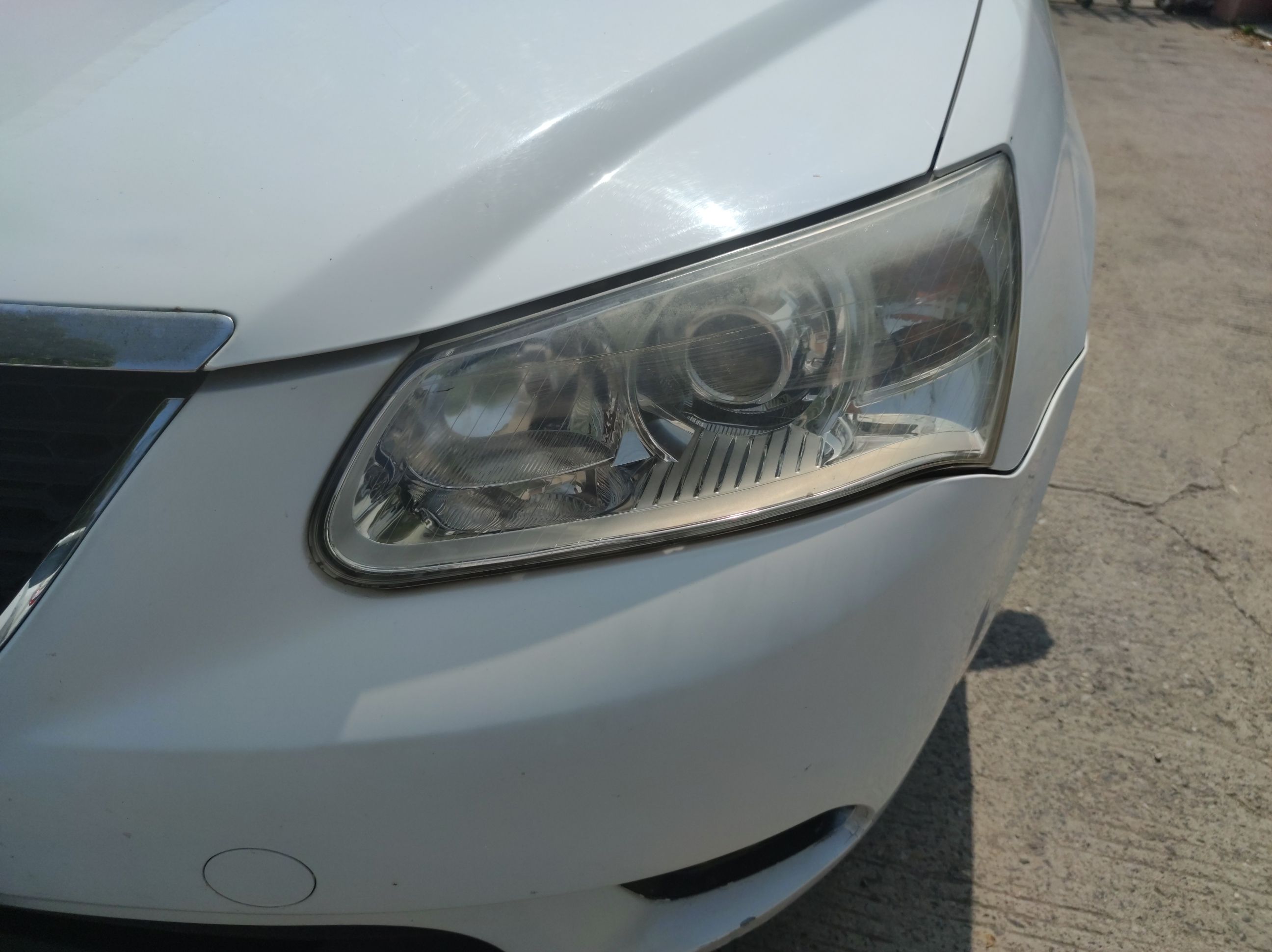 吉利汽车 经典帝豪 2013款 两厢 1.5L 手动进取型