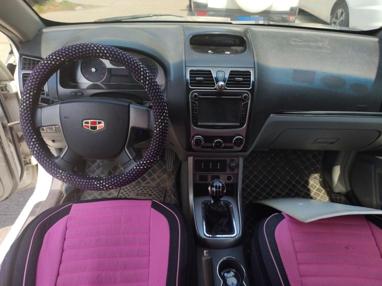 吉利汽车 经典帝豪 2013款 两厢 1.5L 手动进取型