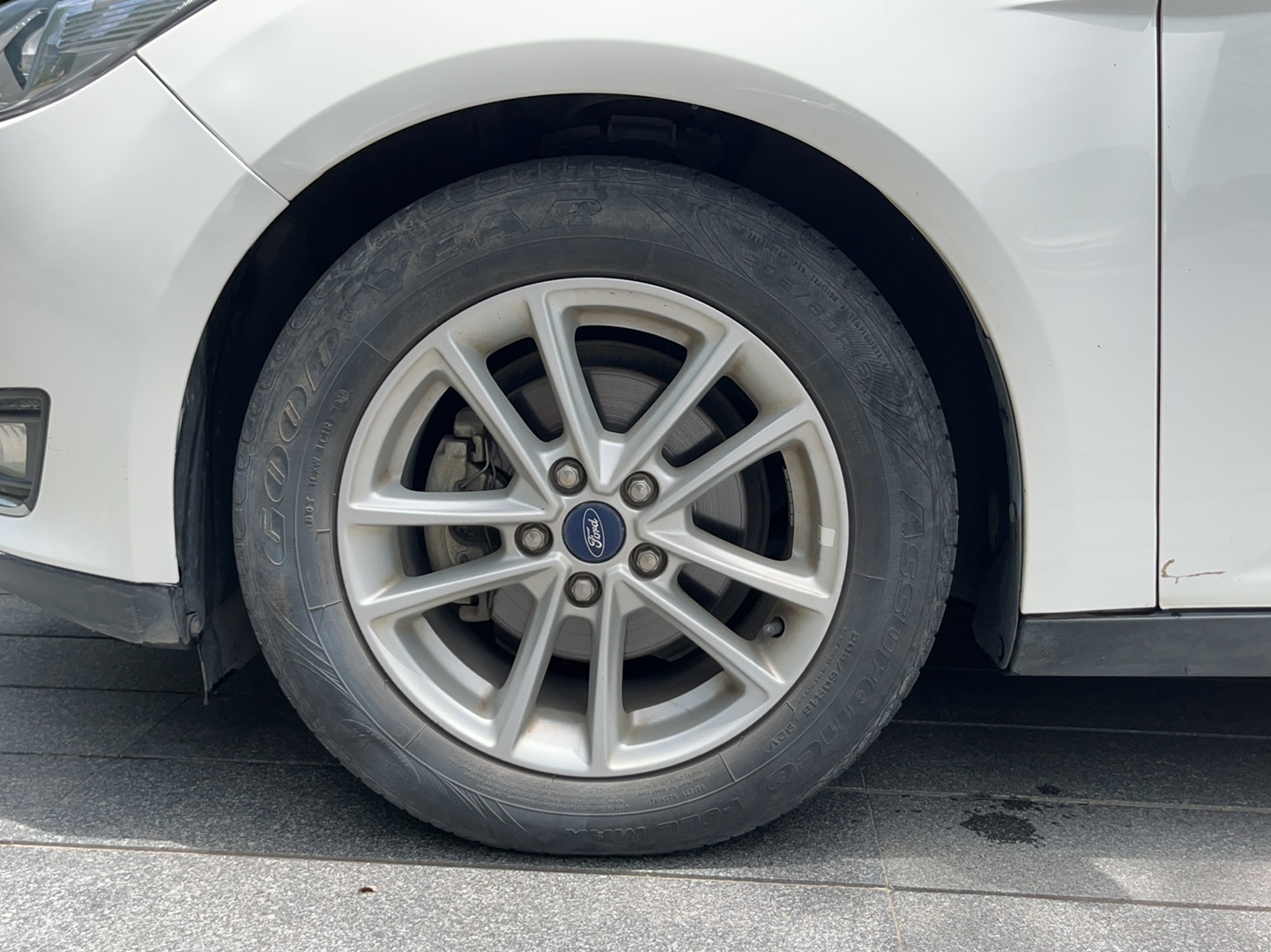 福特 福克斯 2015款 三厢 EcoBoost 125 自动超能风尚型