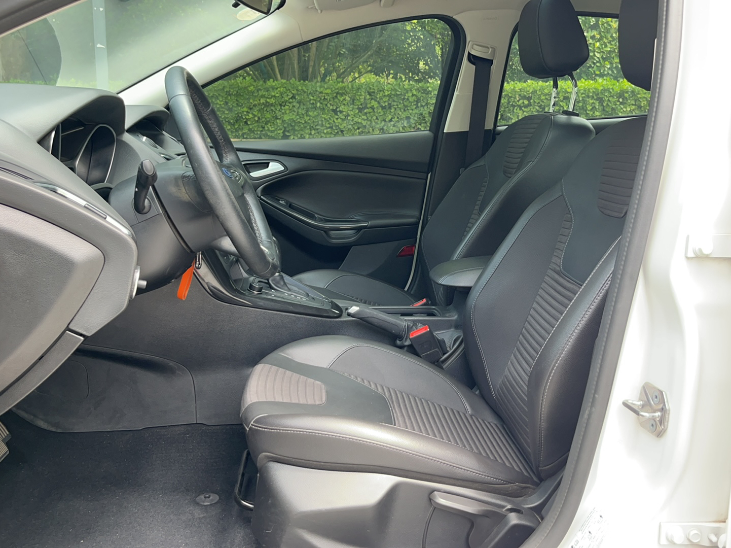 福特 福克斯 2015款 三厢 EcoBoost 125 自动超能风尚型